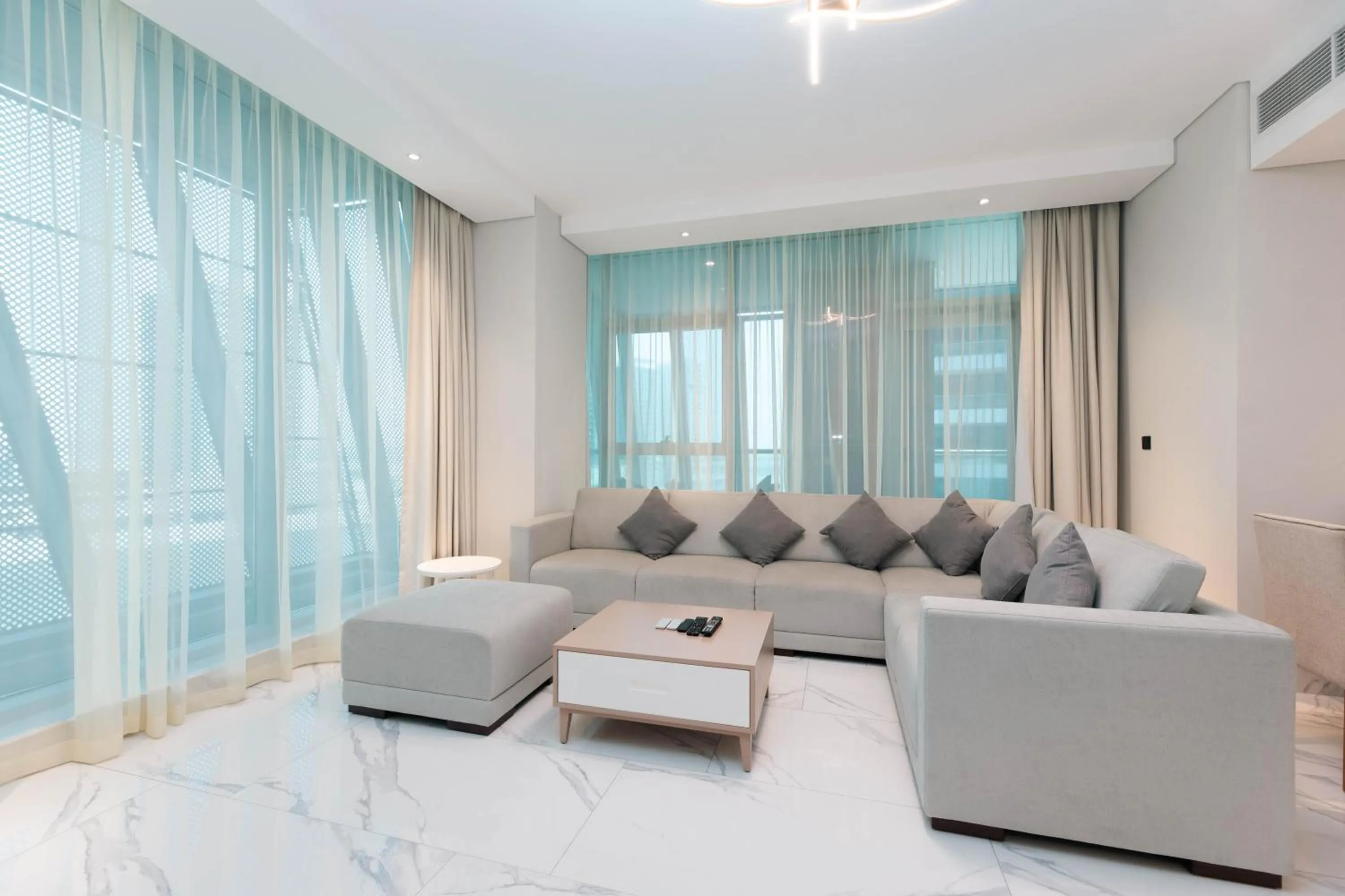 Living room in SIMPLY COMFORT in J ONE Tower