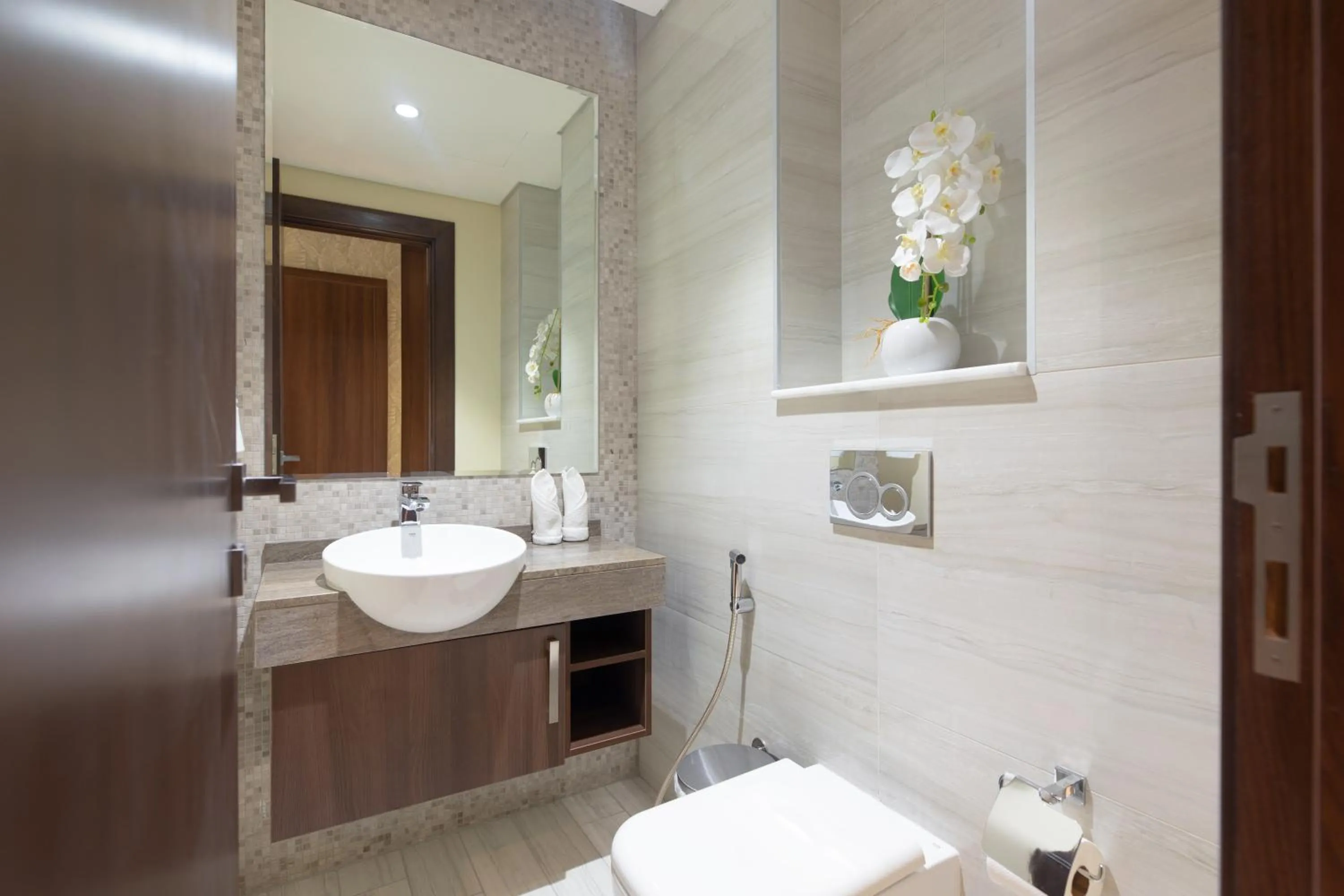 Shower in SIMPLY COMFORT in J ONE Tower