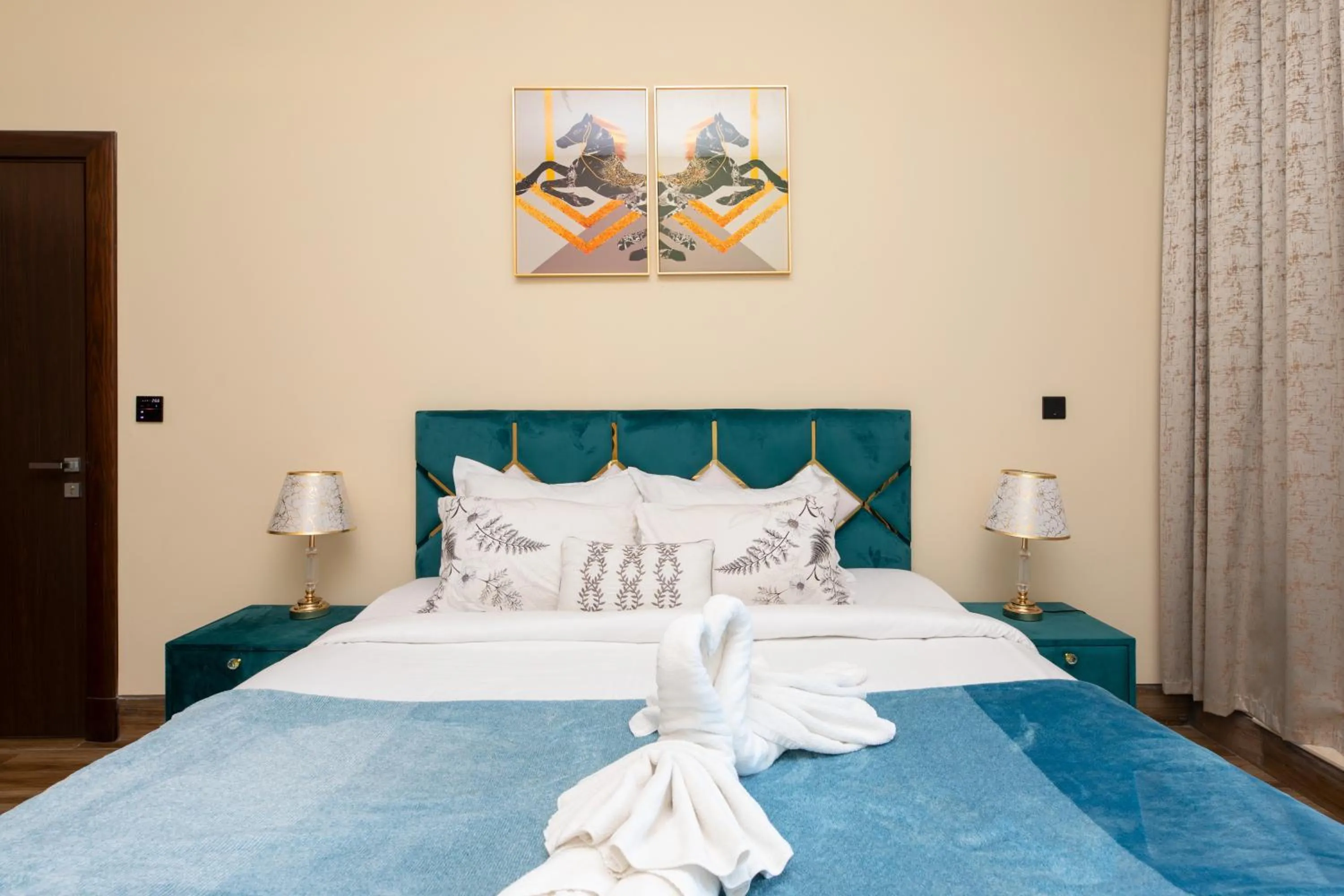 Bed in SIMPLY COMFORT in J ONE Tower