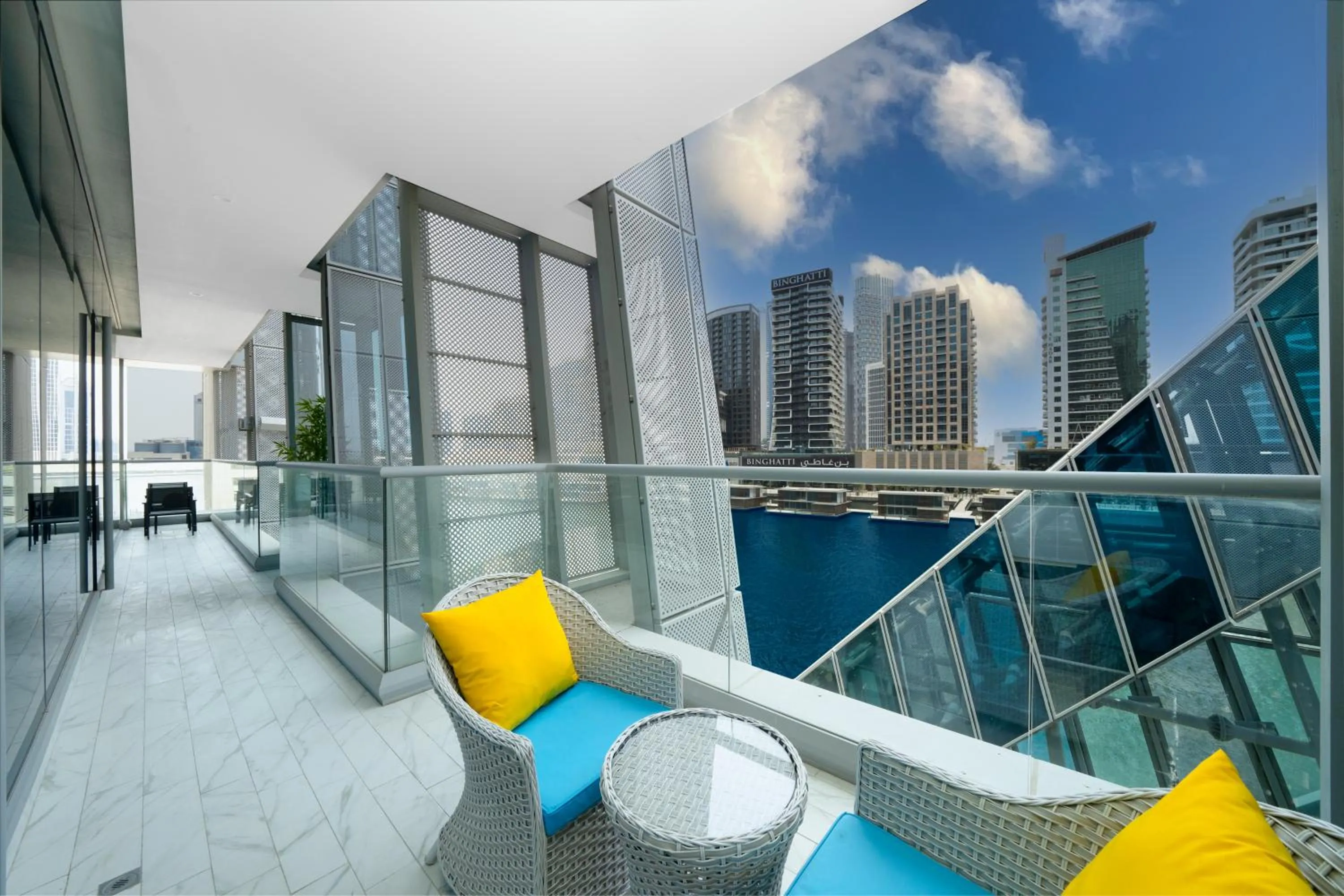 Property building in SIMPLY COMFORT in J ONE Tower