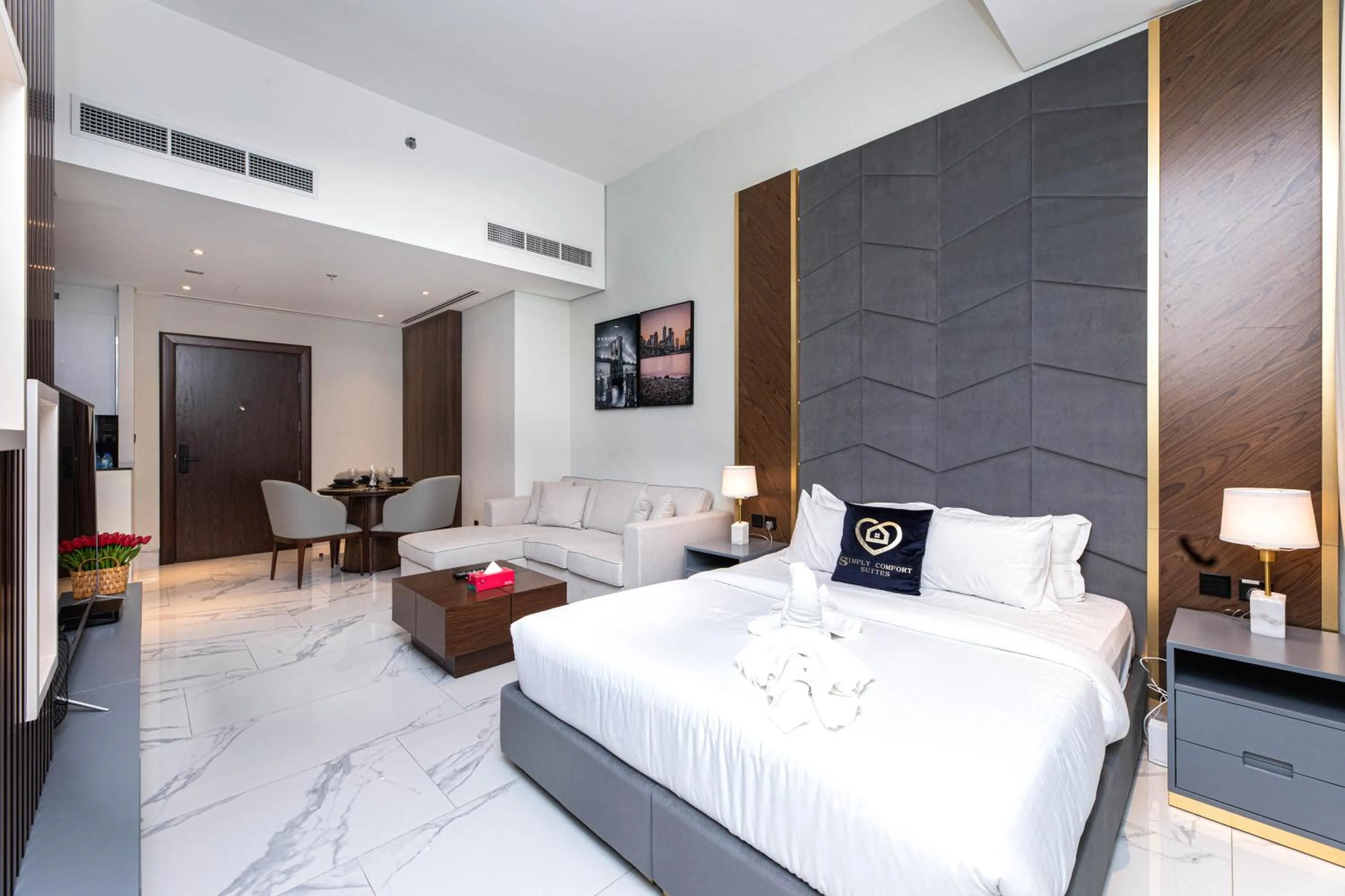 Bed in SIMPLY COMFORT in J ONE Tower