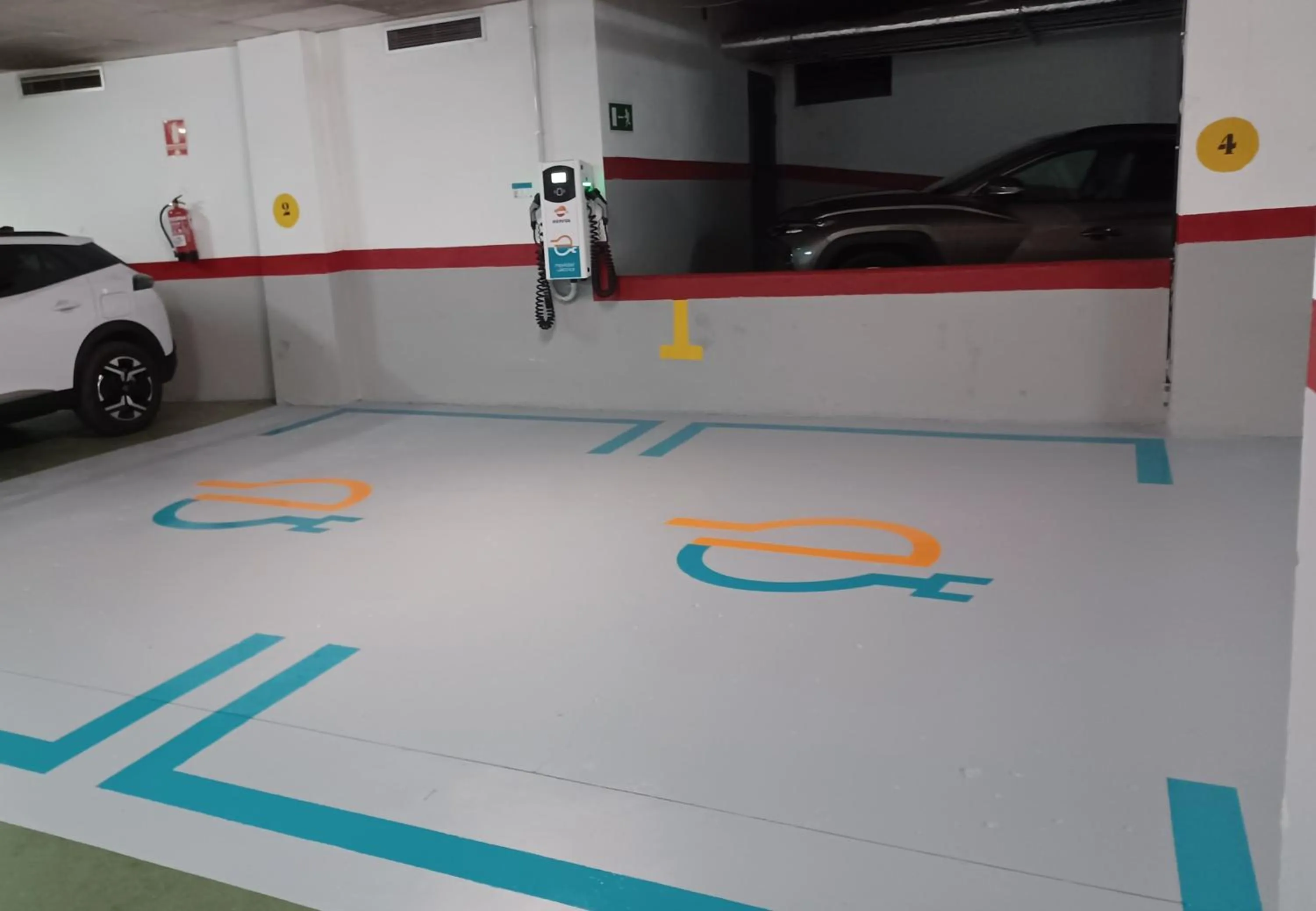 Parking in Hotel Zentral Mayoral