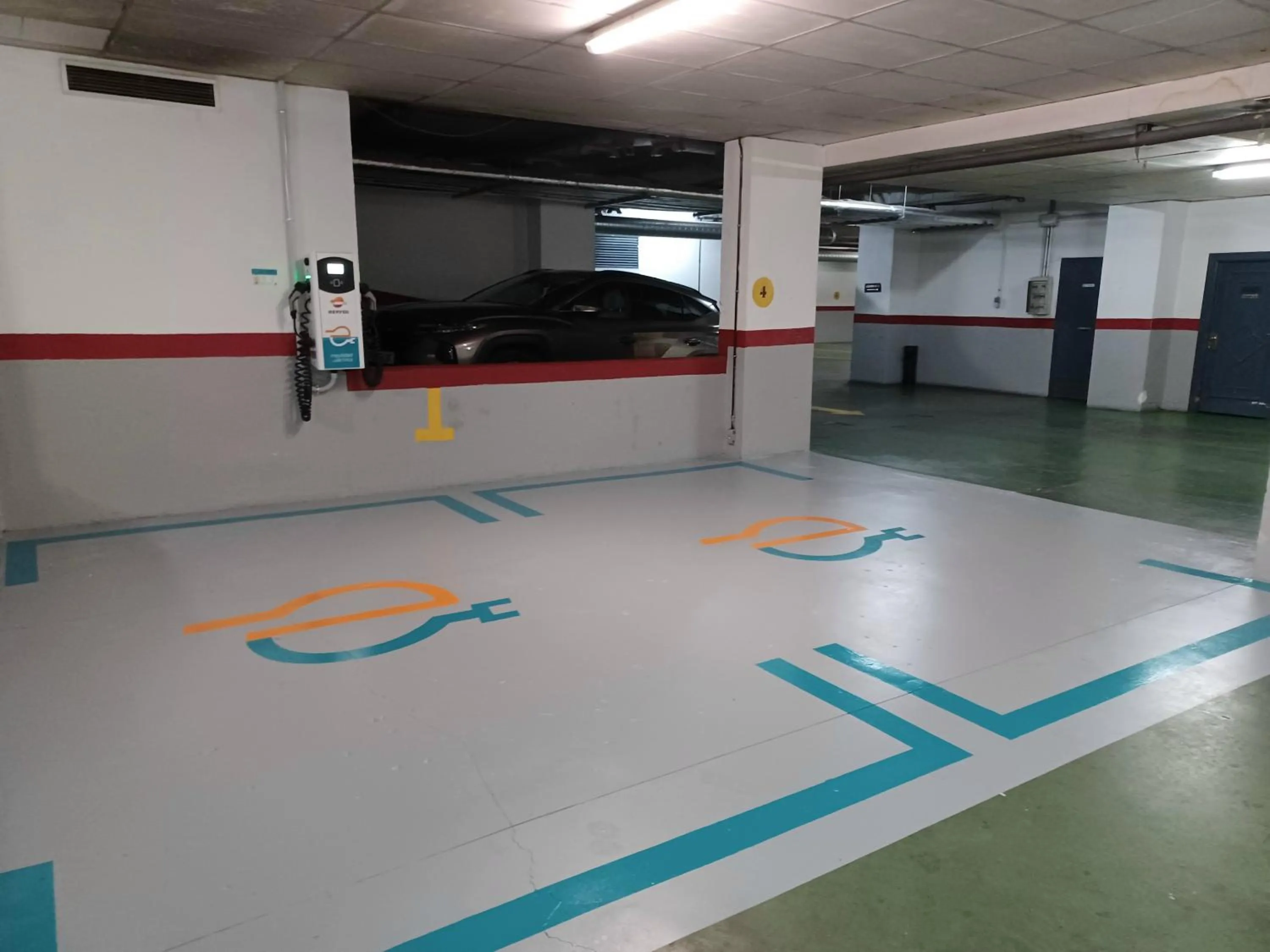 Parking in Hotel Zentral Mayoral