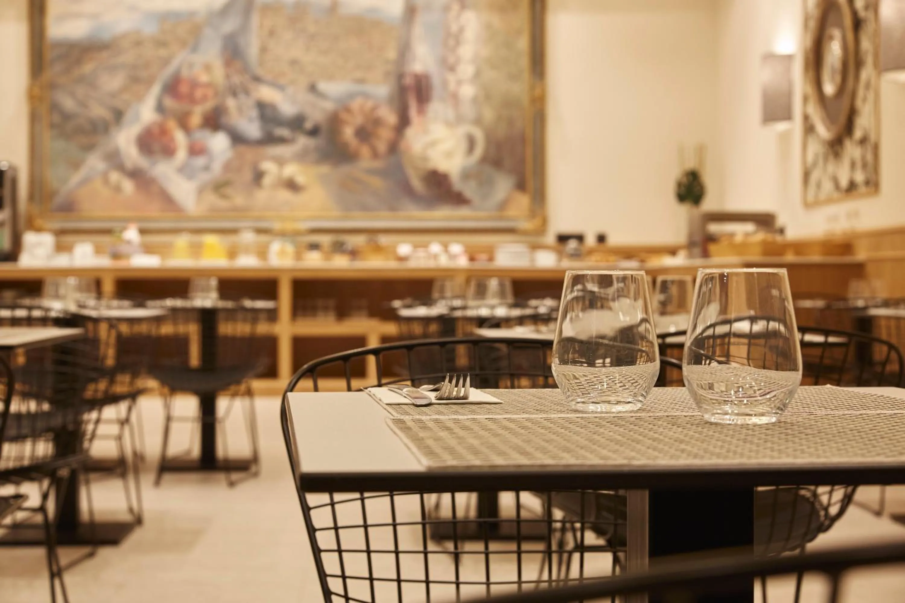 Restaurant/places to eat in Hotel Zentral Mayoral