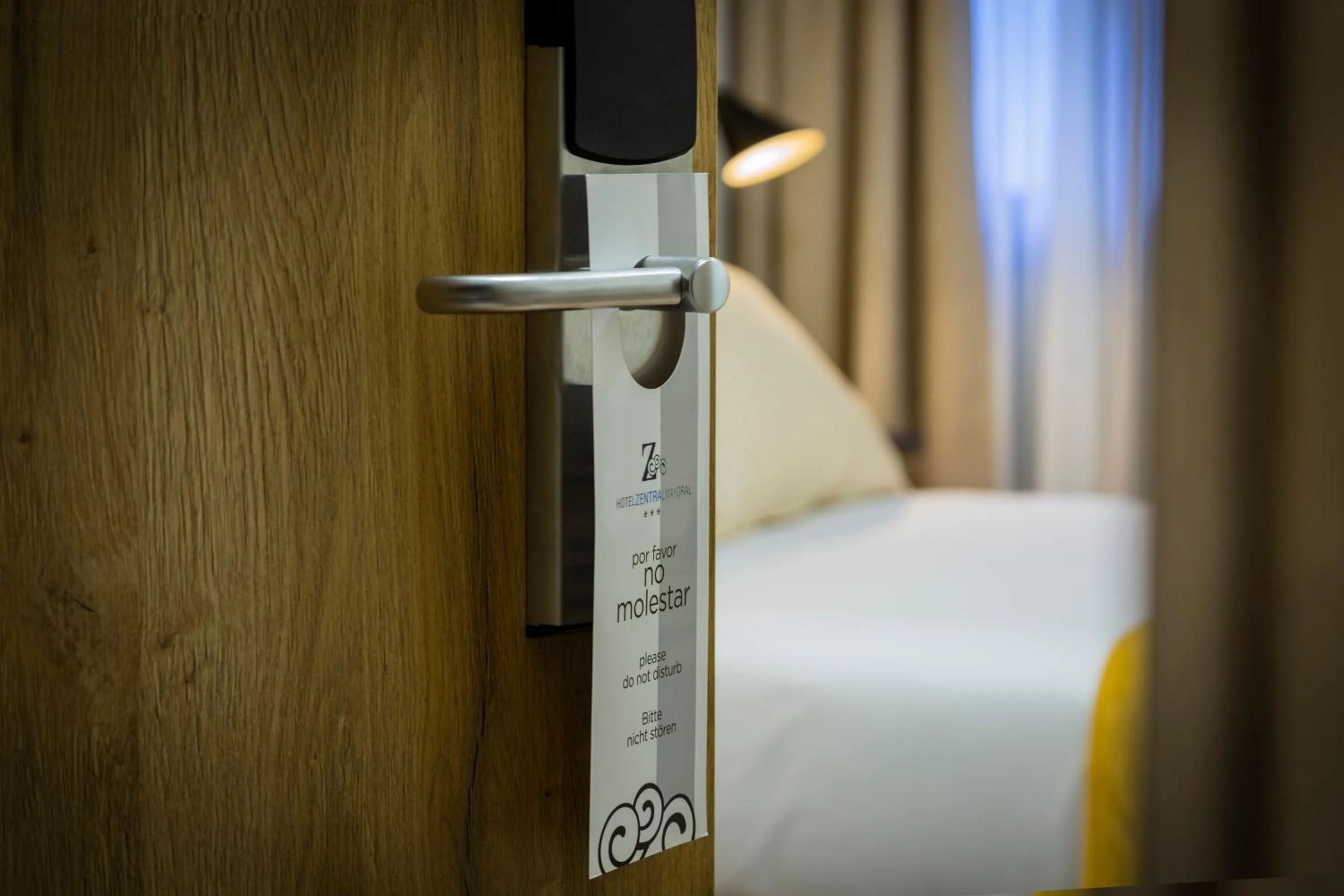 Photo of the whole room, Bed in Hotel Zentral Mayoral