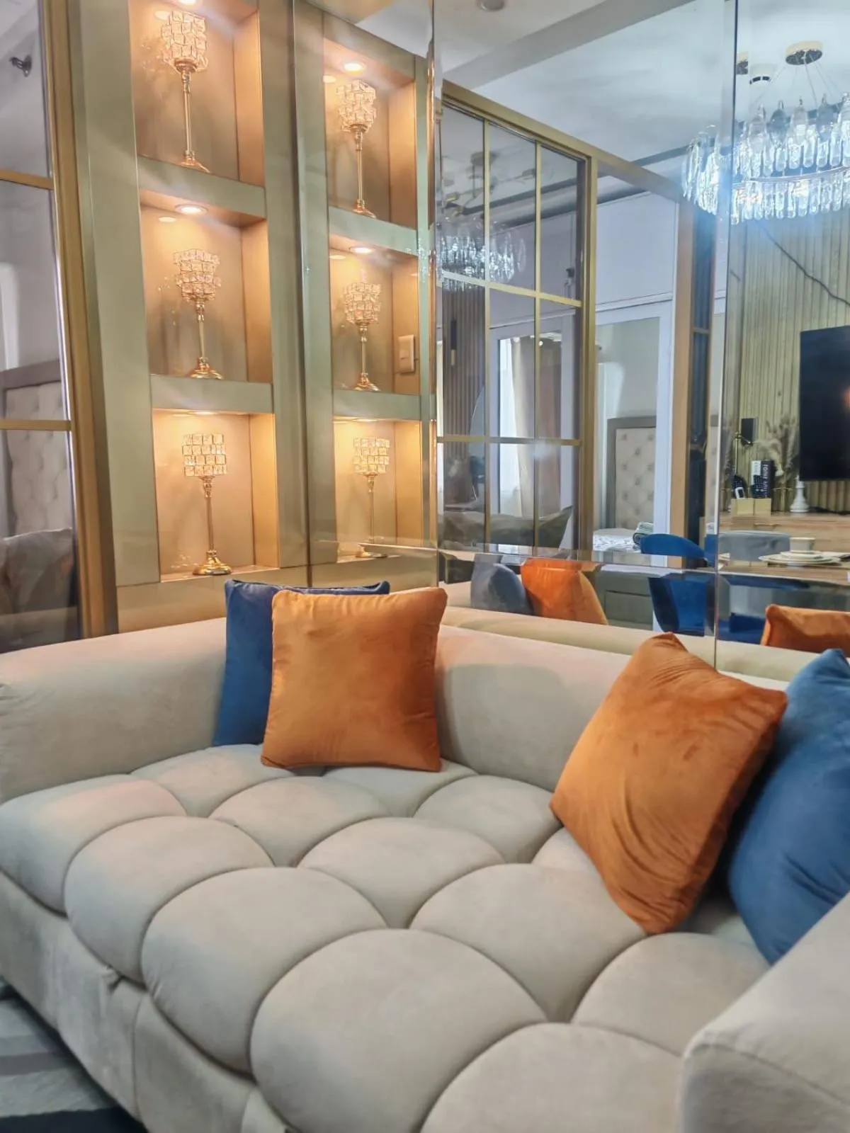 Deluxe Suites Razelles 2 at Shore 2 Residences Tower 1