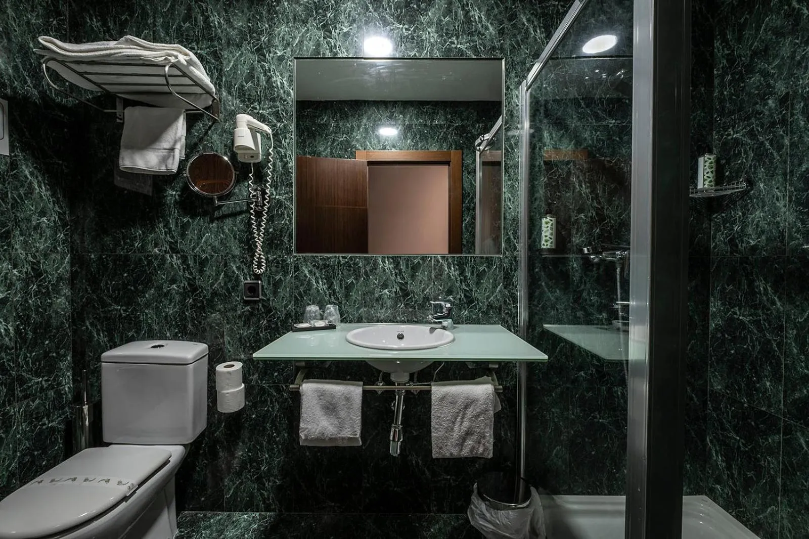 Bathroom in Hotel Hidalgo