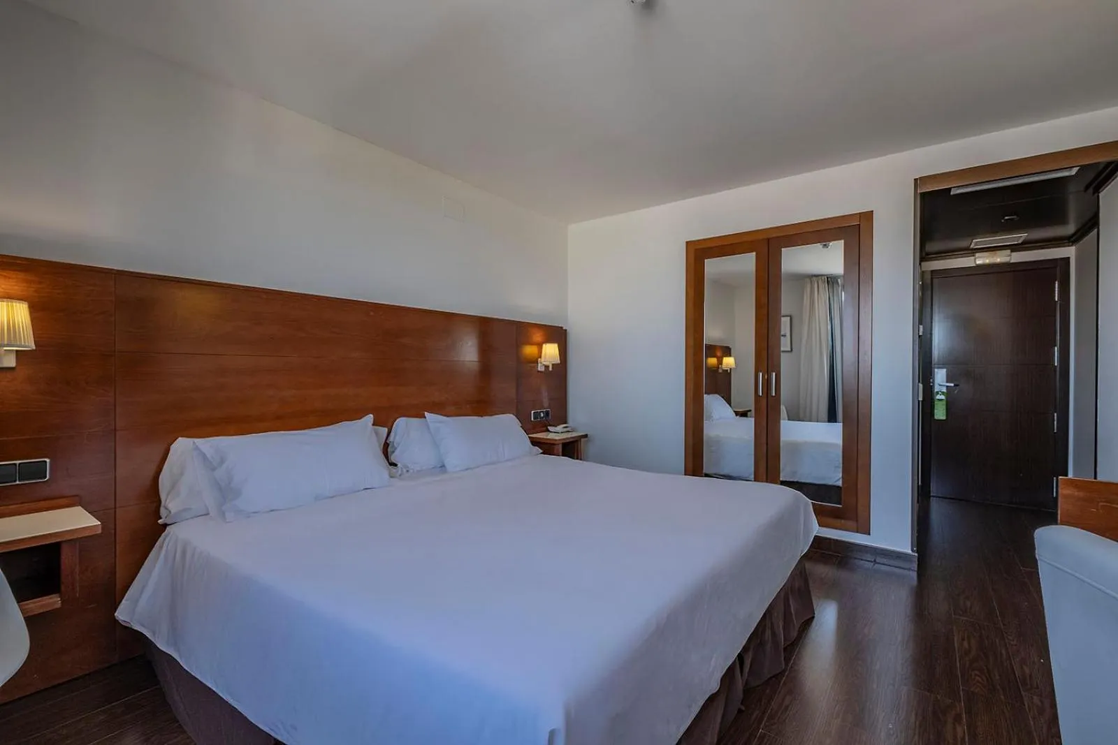 Photo of the whole room, Bed in Hotel Hidalgo