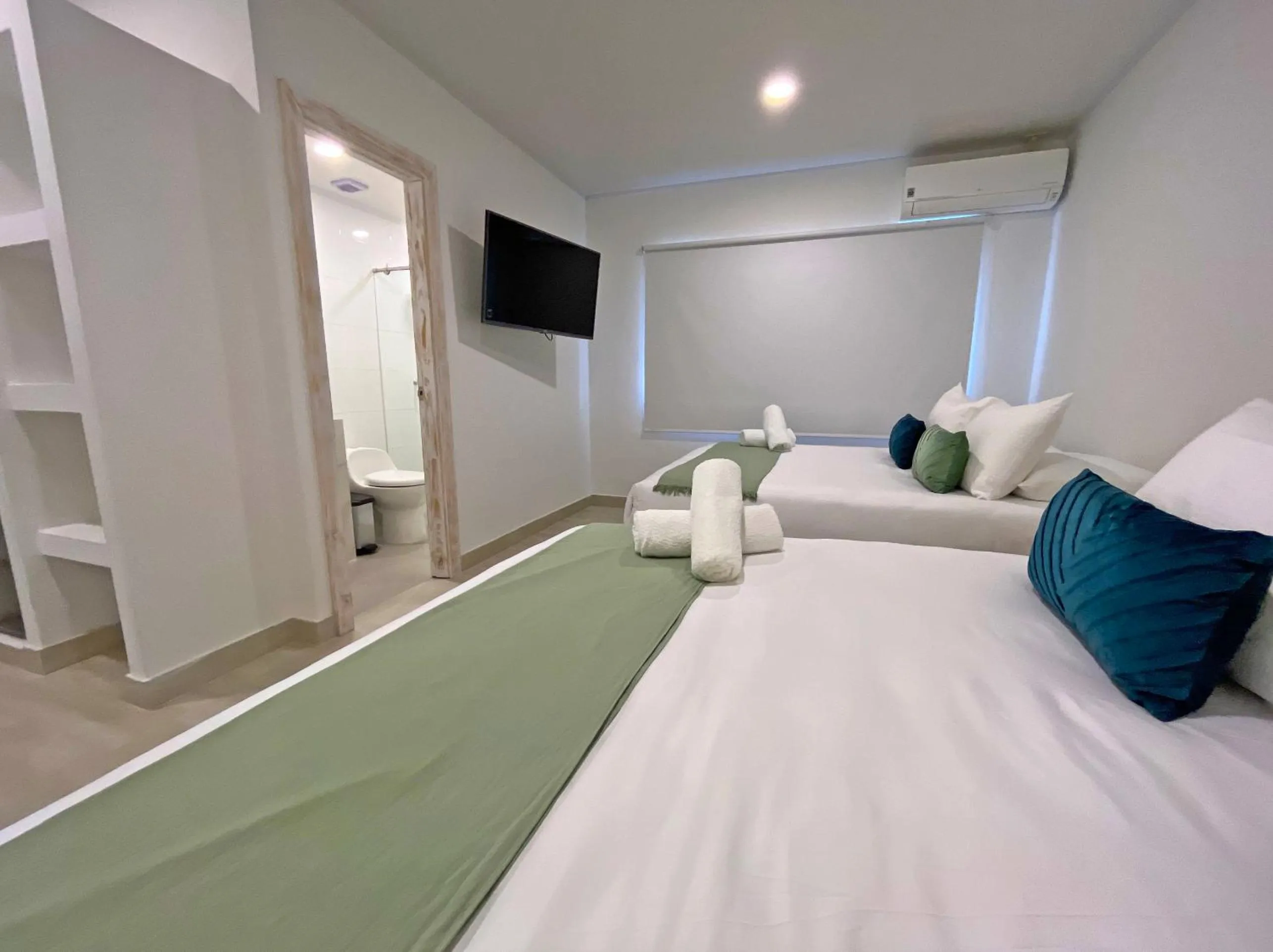 Photo of the whole room, Bed in Zaba Beach House