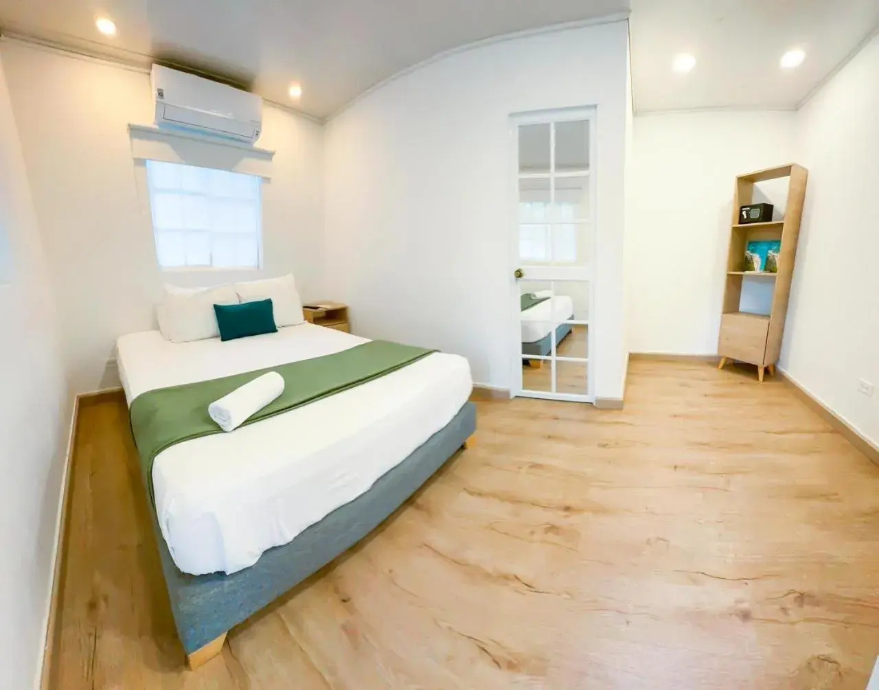 Standard Double Room - single occupancy in Zaba Beach House Standard Double Room - single occupancy in Zaba Beach House