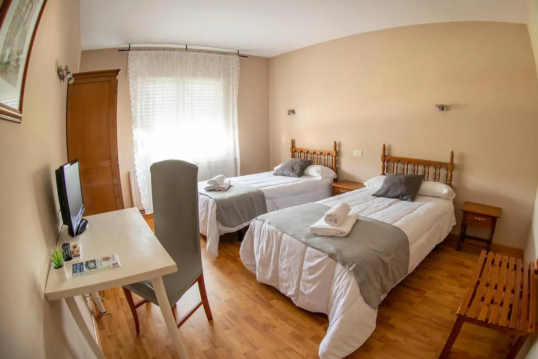 Single Room - single occupancy in Hotel Voar Single Room - single occupancy in Hotel Voar