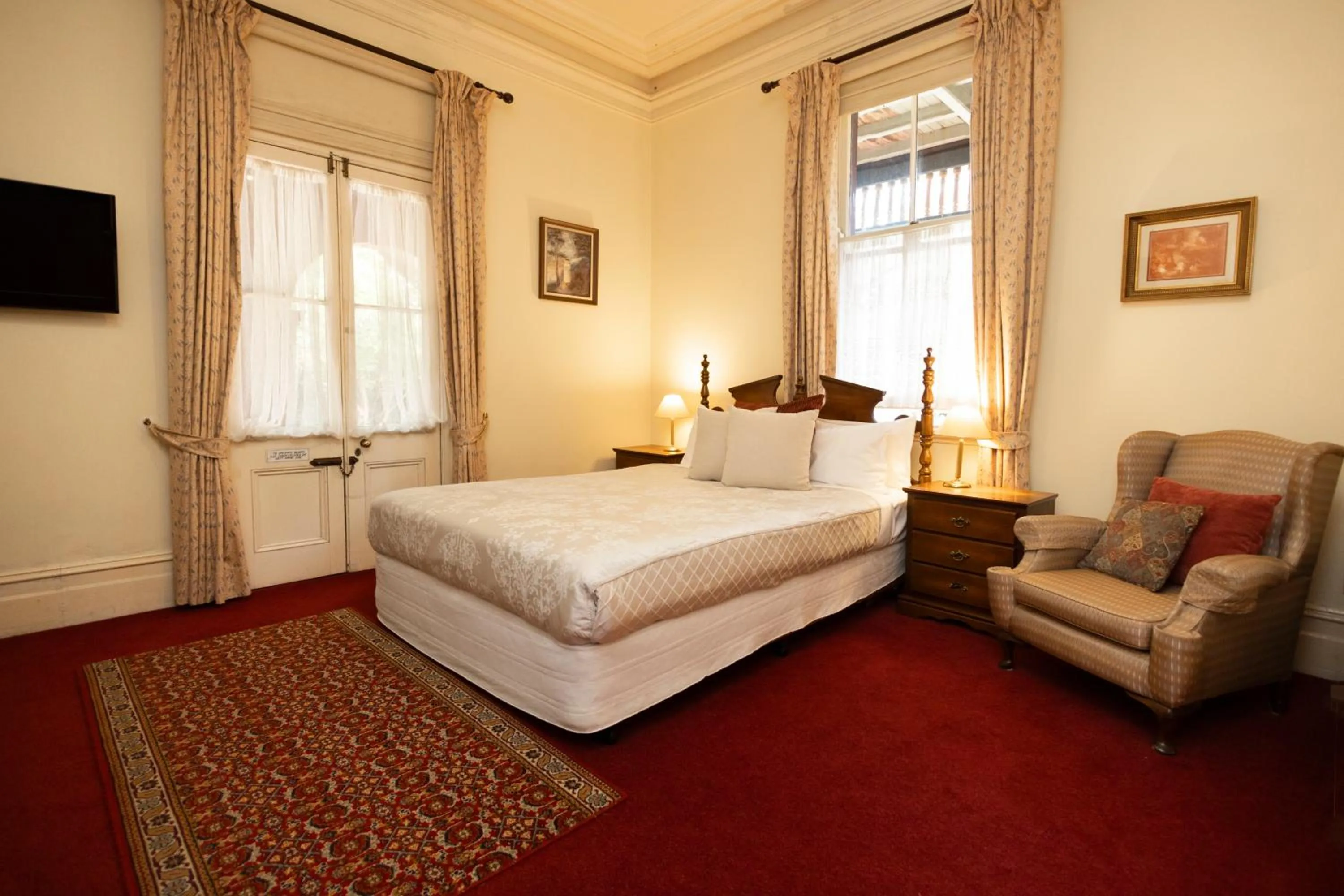 Bedroom, Bed in Leura House