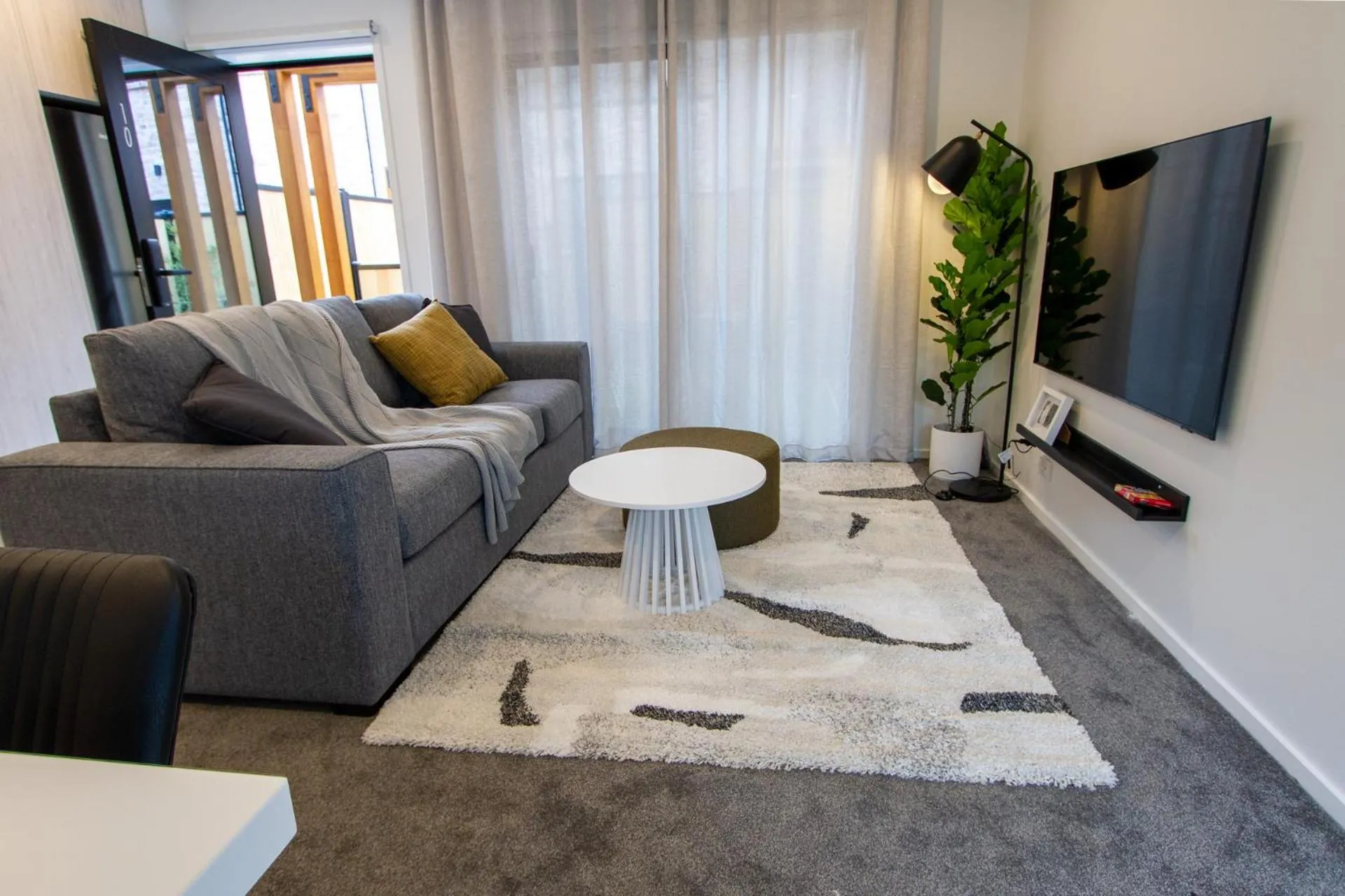 Two-Bedroom Apartment in A touch of Luxury in Chch CBD with Free Carpark