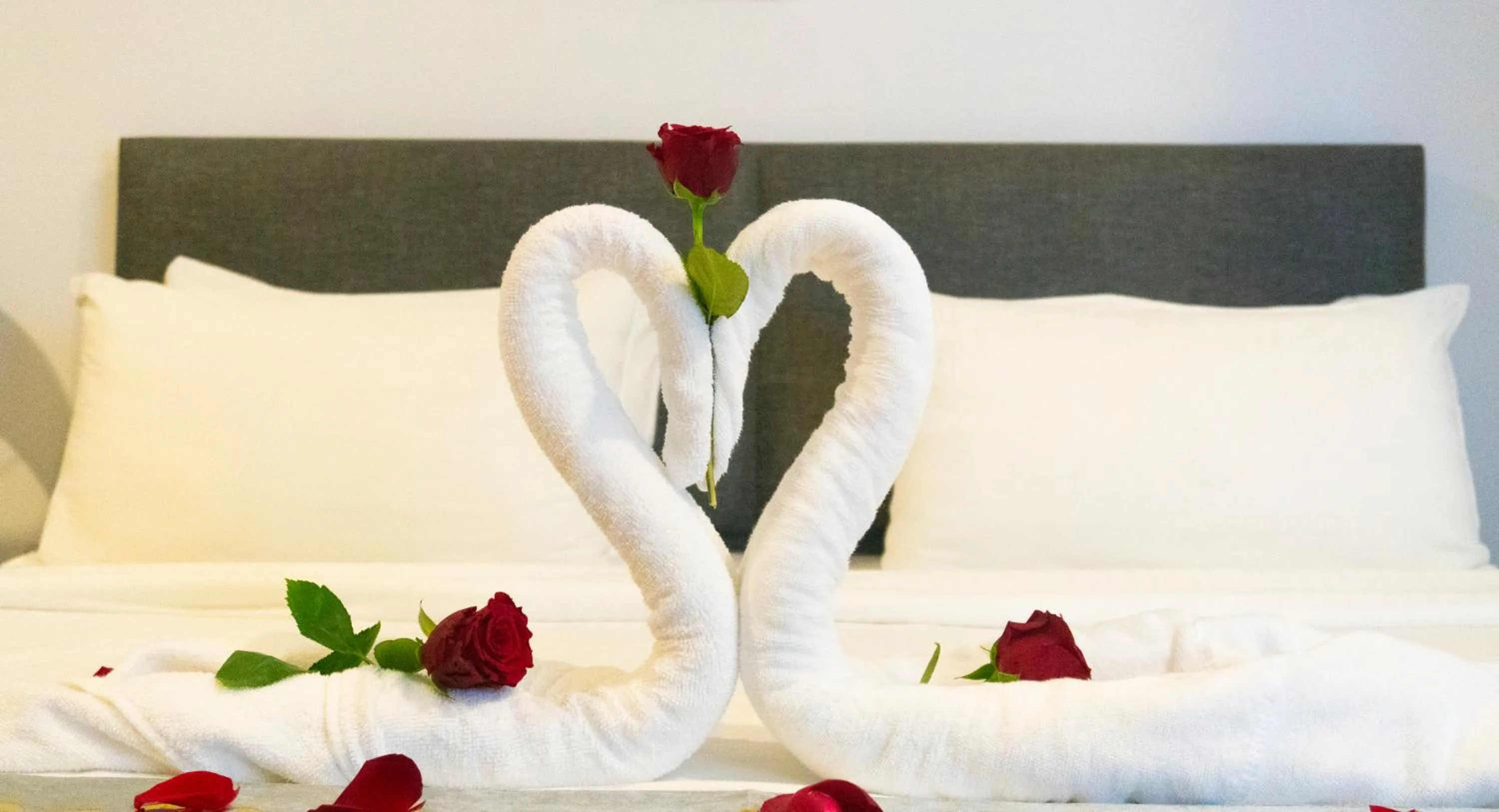 Bed in MOONWAY SUITES At EATON KLCC