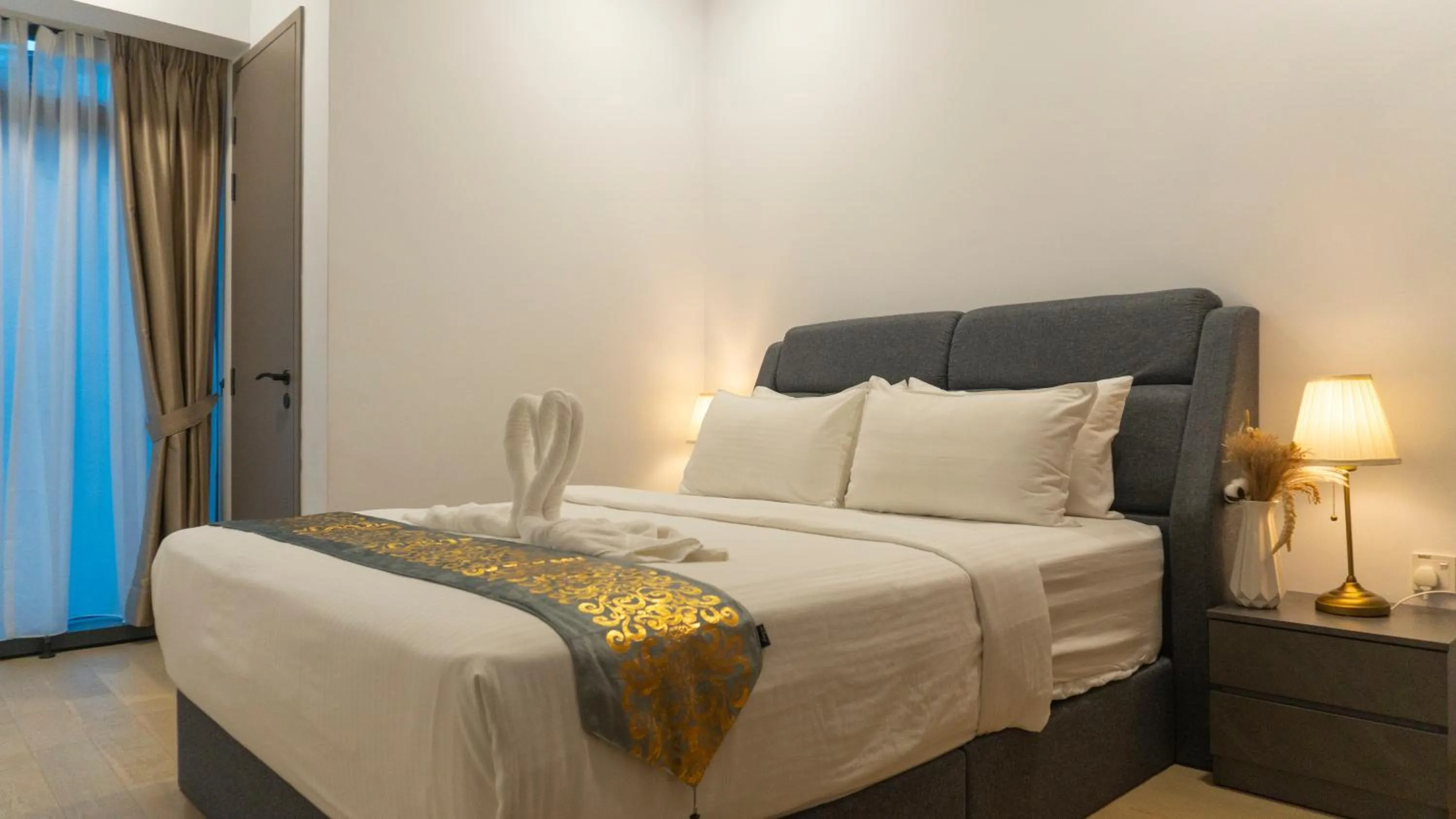 Bed in MOONWAY SUITES At EATON KLCC