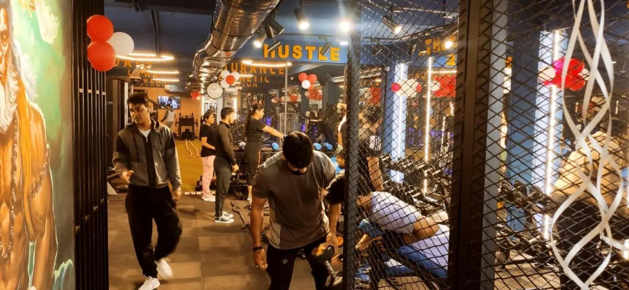 Fitness centre/facilities in HOTEL SILKHOUSE PREMIER