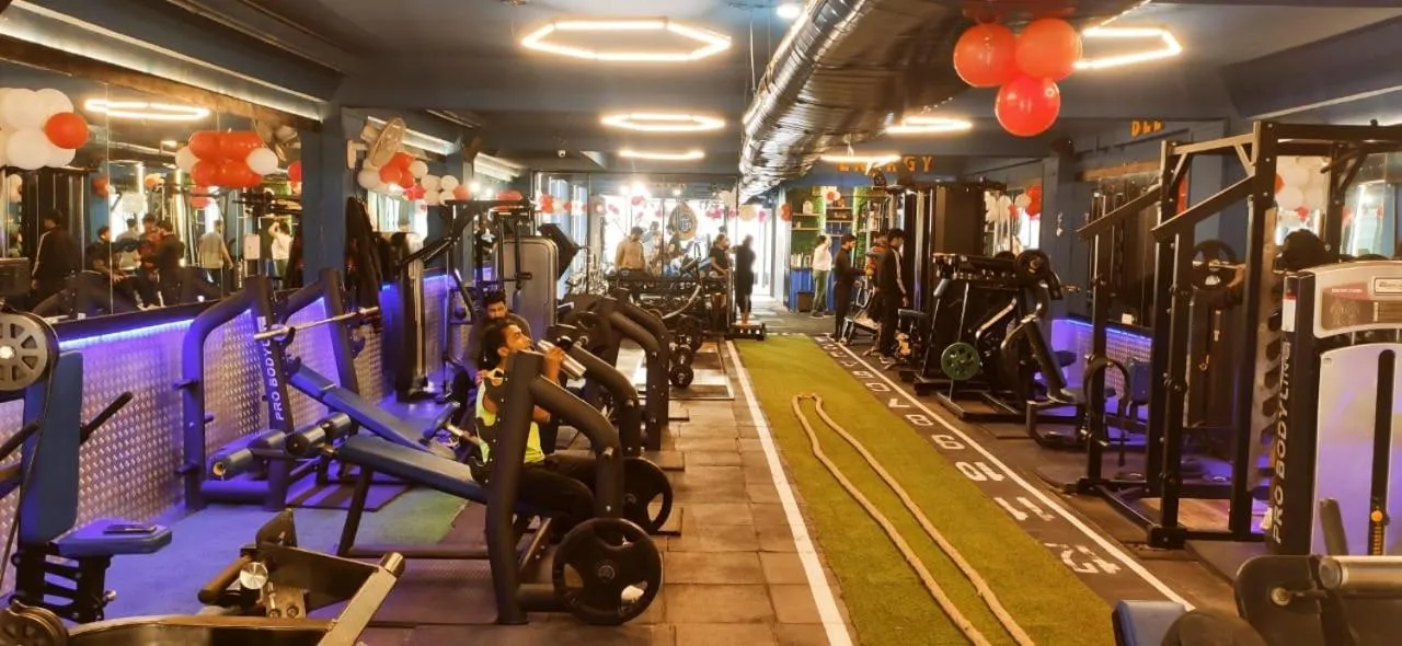 Fitness centre/facilities in HOTEL SILKHOUSE PREMIER