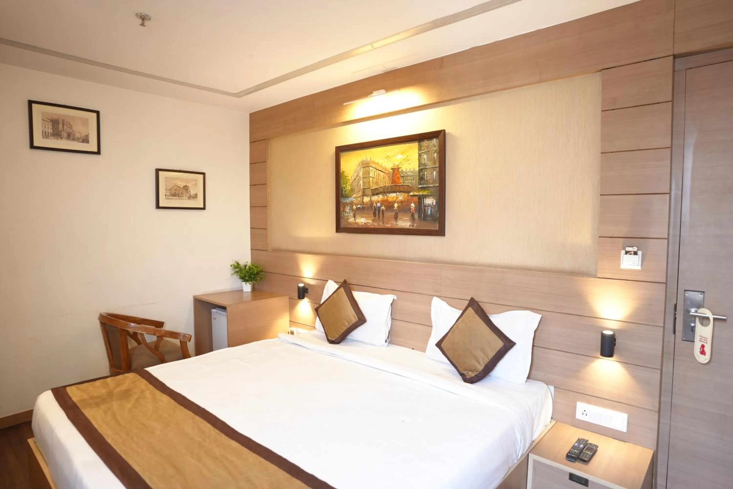 Bed in HOTEL SILKHOUSE PREMIER