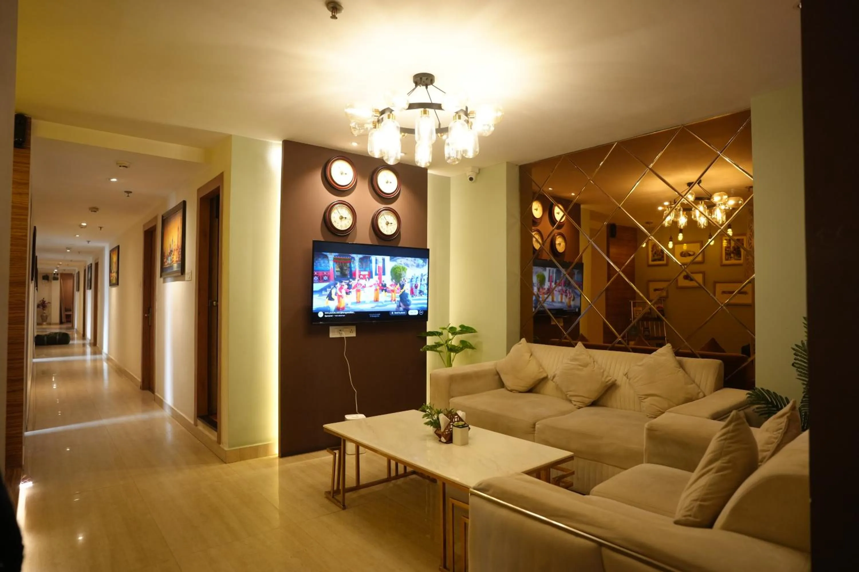 HOTEL SILKHOUSE PREMIER