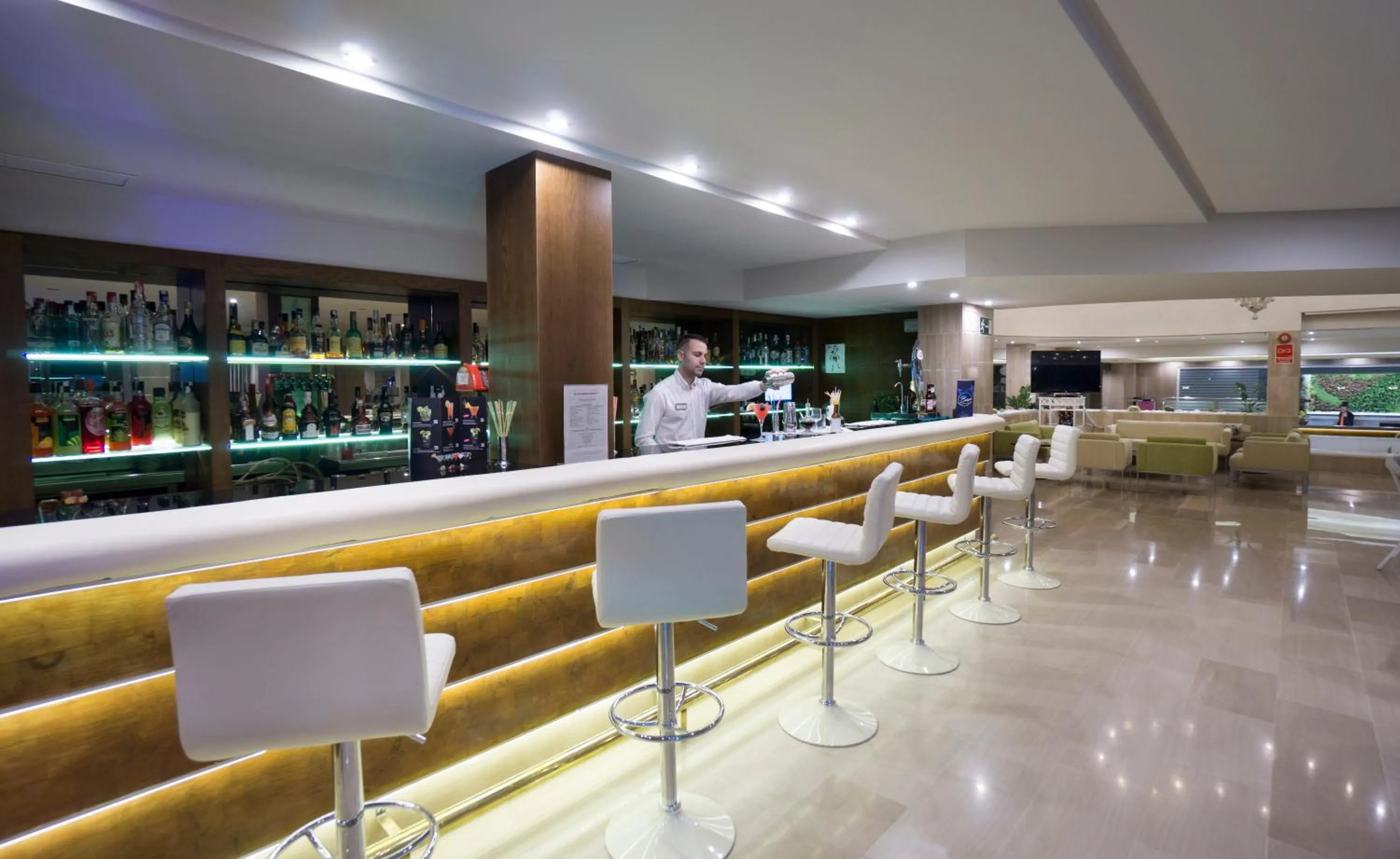 Lounge or bar in MS Aguamarina Costa del Sol