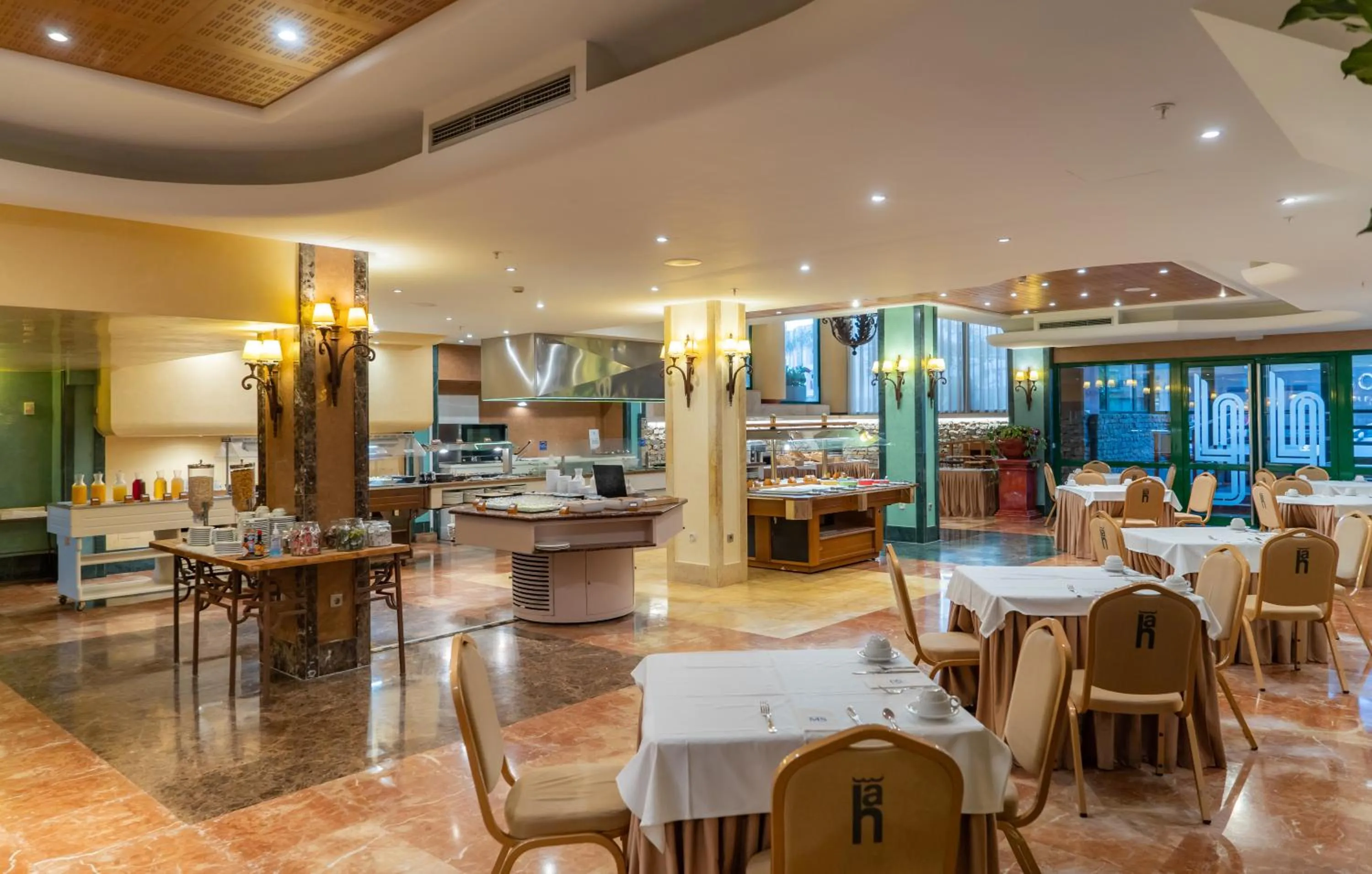 Restaurant/places to eat in MS Aguamarina Costa del Sol