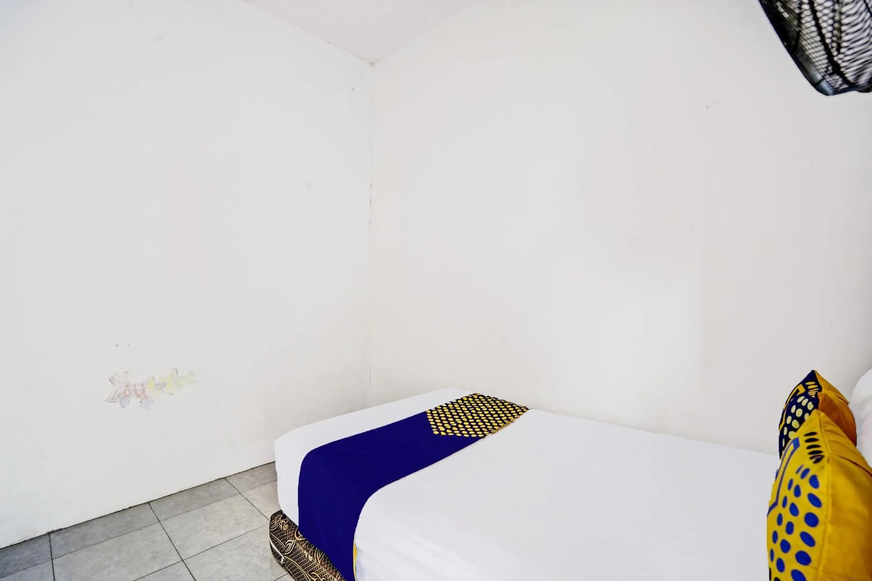 Bedroom in Hotel O Fun Guesthouse Syariah