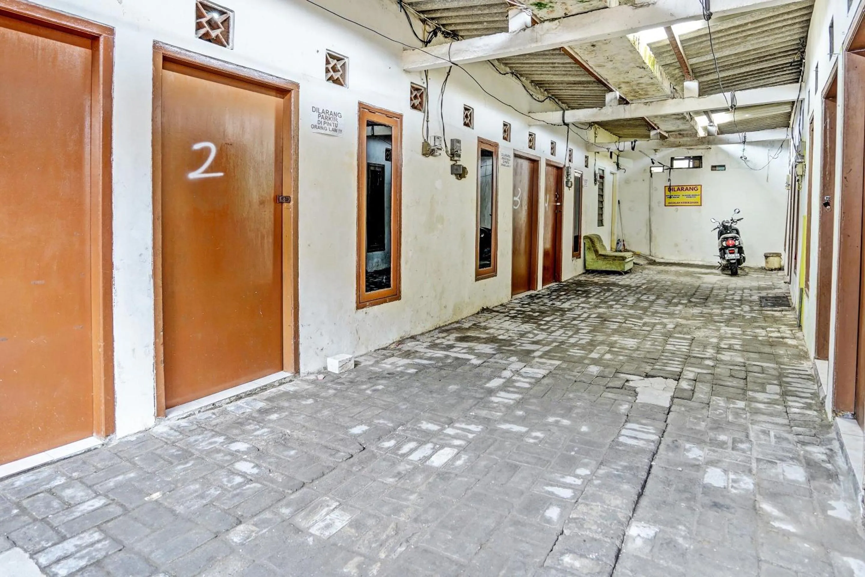 Lobby or reception in Hotel O Tarlo Guest House 4