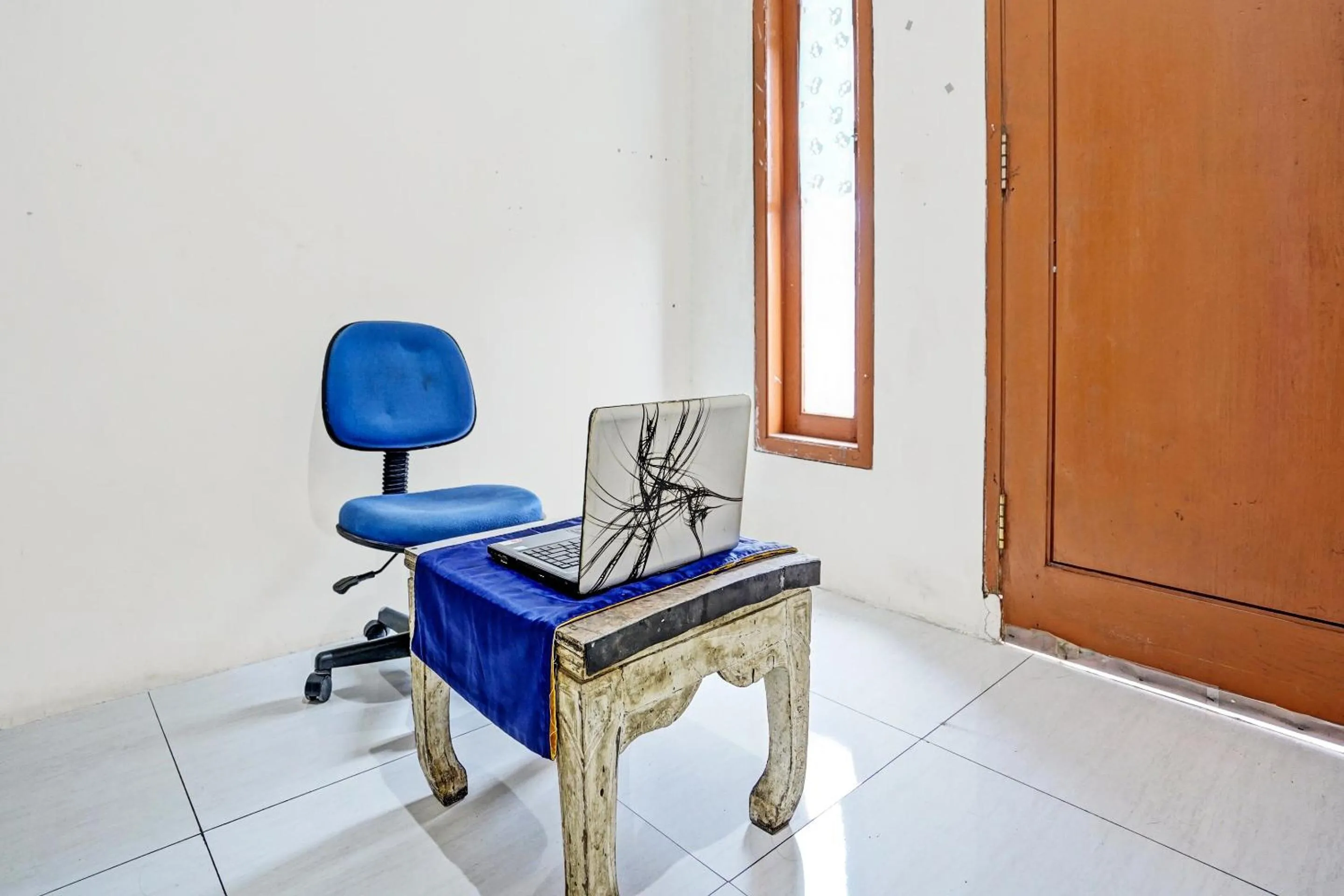 Lobby or reception in Hotel O Tarlo Guest House 4