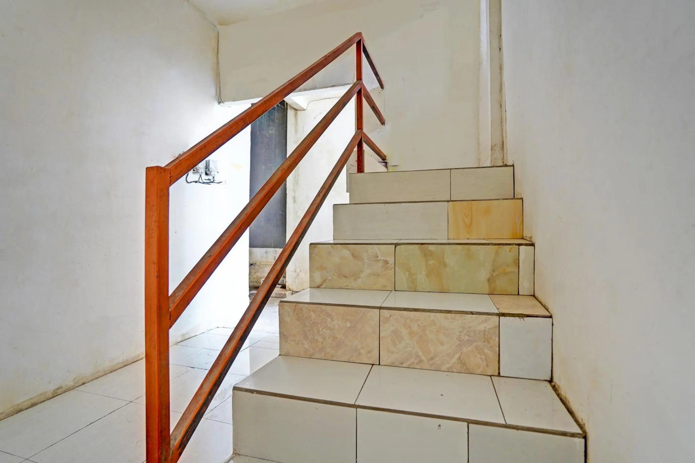 Area and facilities in OYO LIFE 92077 Tarlo Guest House 3