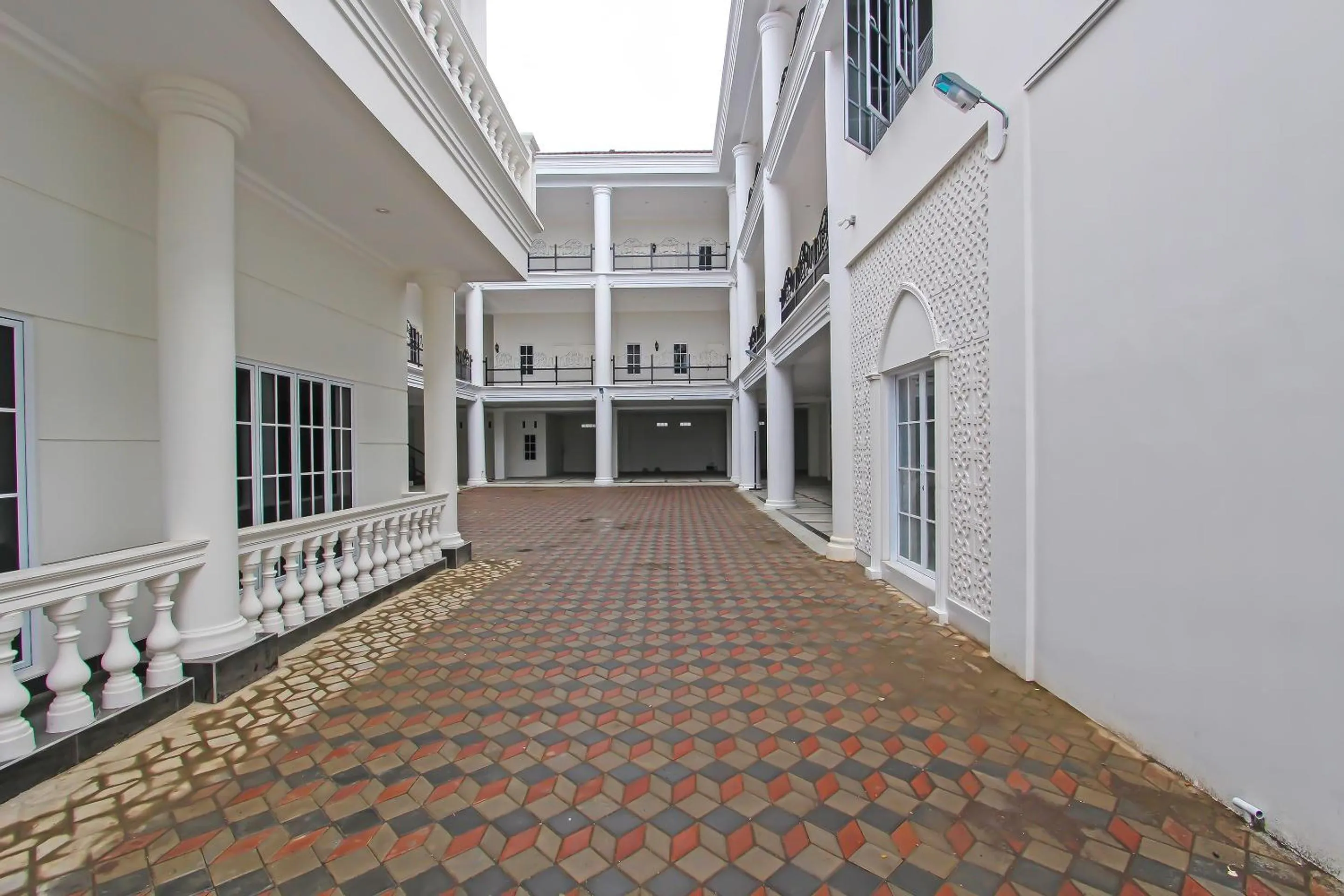 Lobby or reception in Capital O 92105 A'shanti Inn