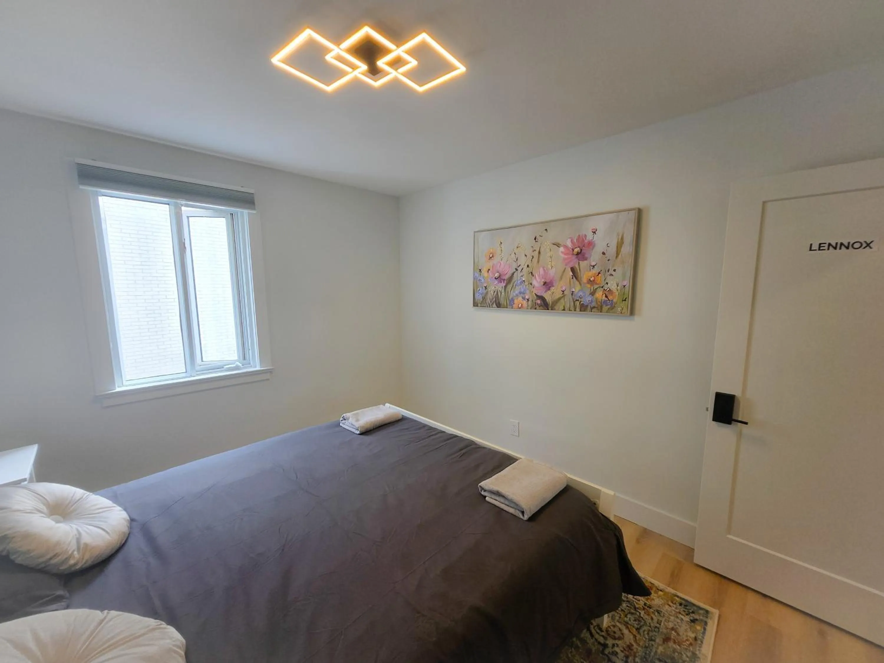 Bed in JstLikeHome - Serenity Suites & Guesthouse