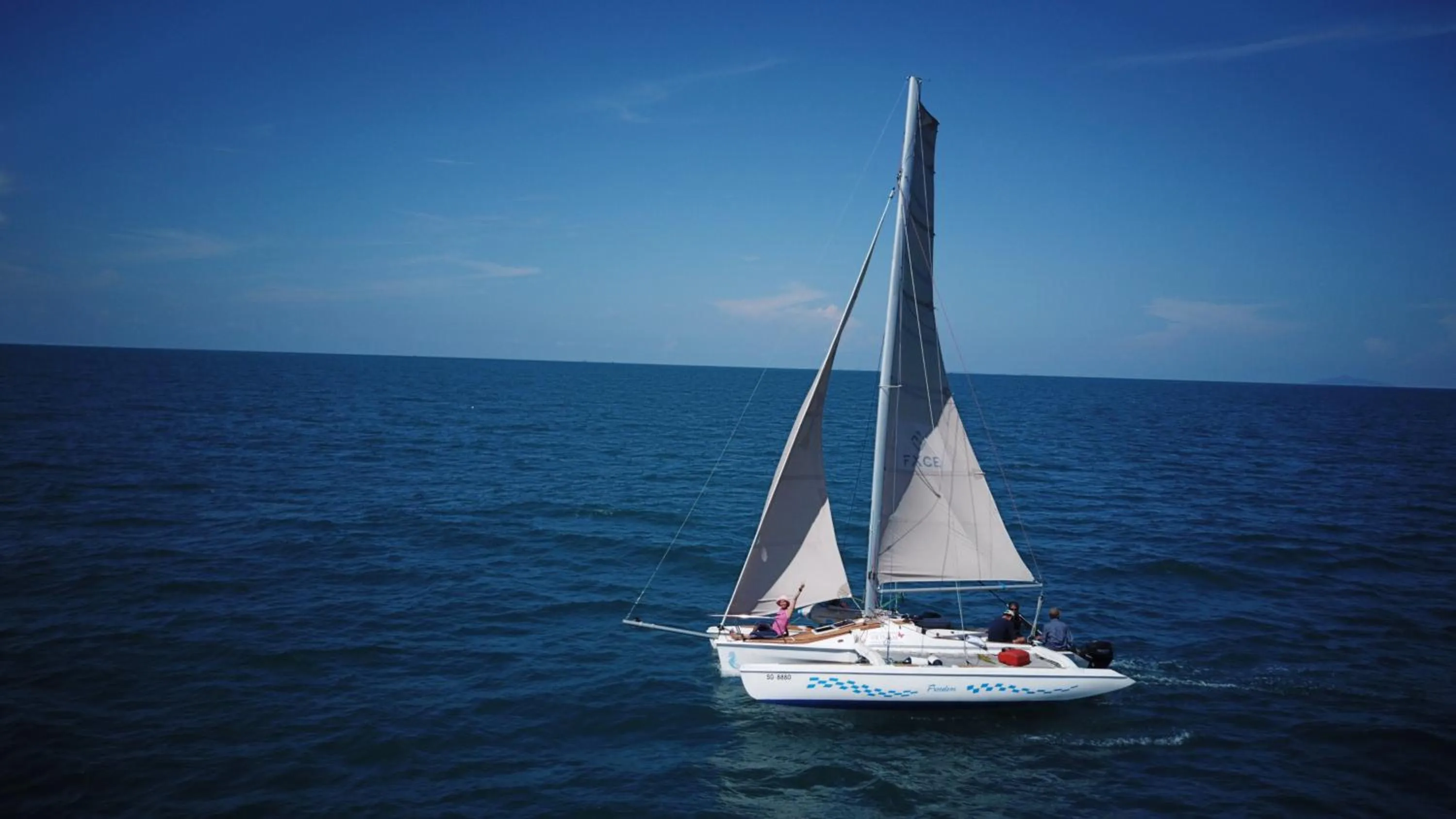 Day in Mi Amor Luxury Island Apartment - 3 minutes to the beach