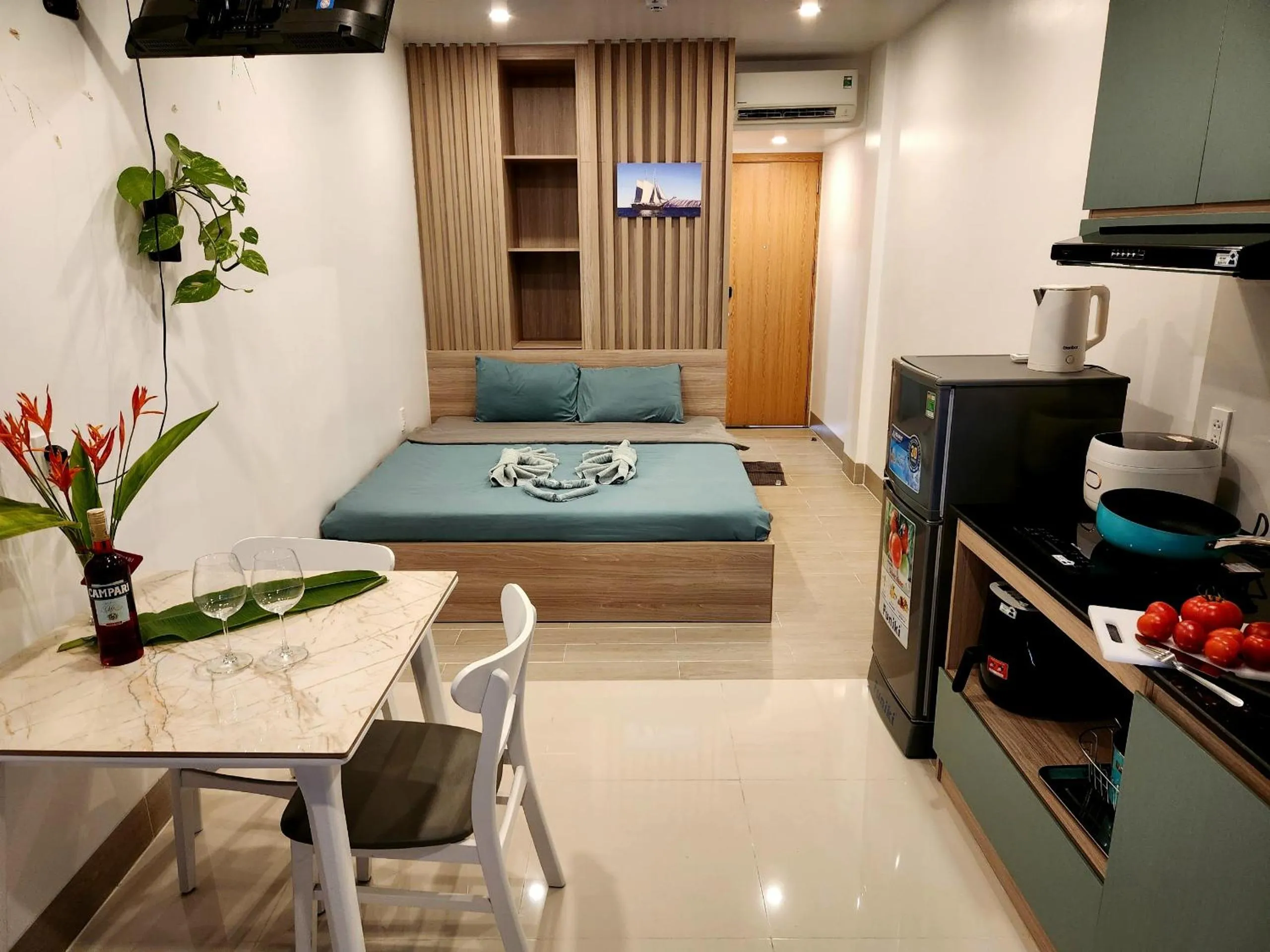 Bed in Mi Amor Luxury Island Apartment - 3 minutes to the beach