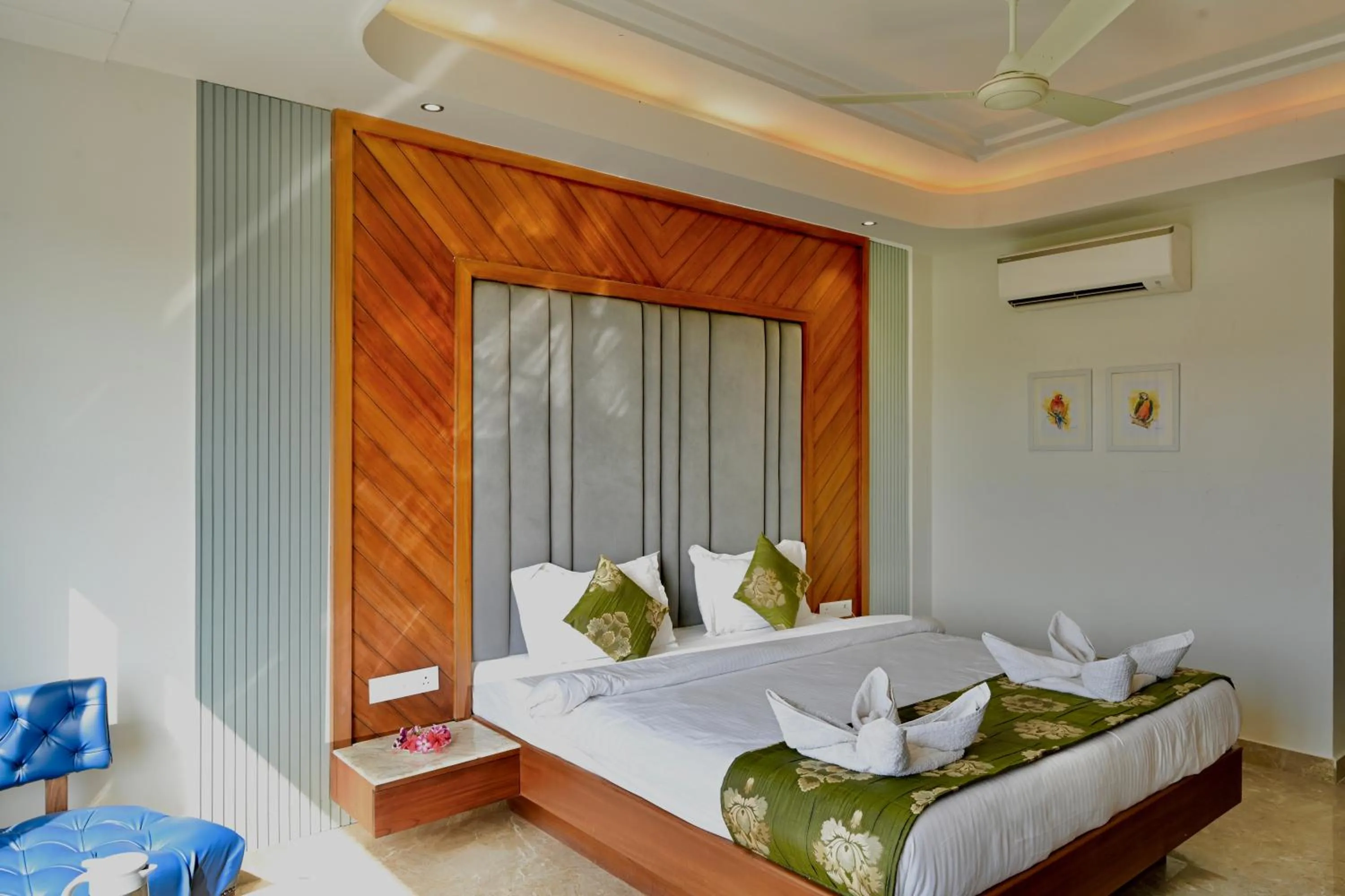 Bed in Hotel Sagar residency