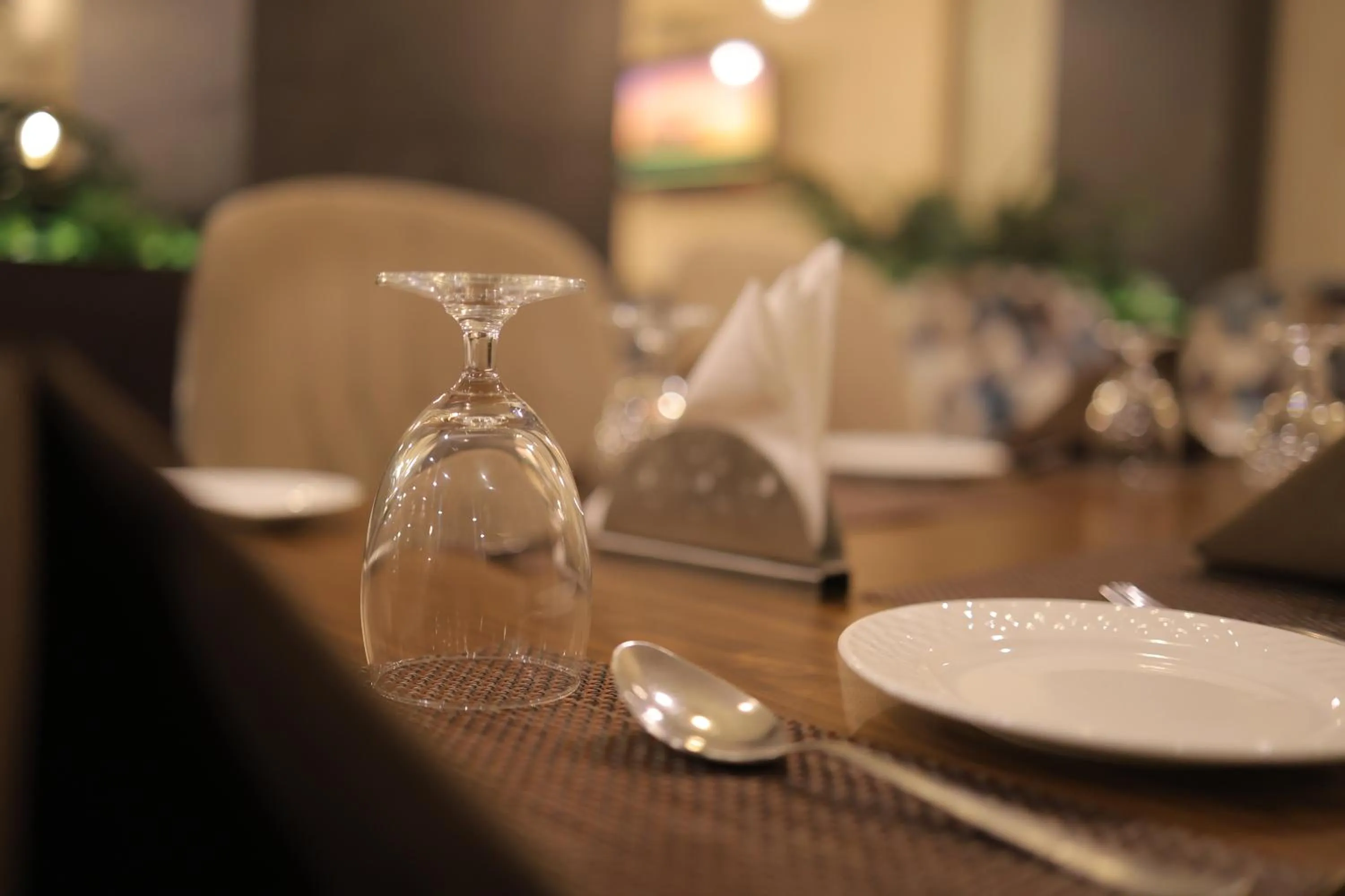 Restaurant/places to eat in Hide Away Studios