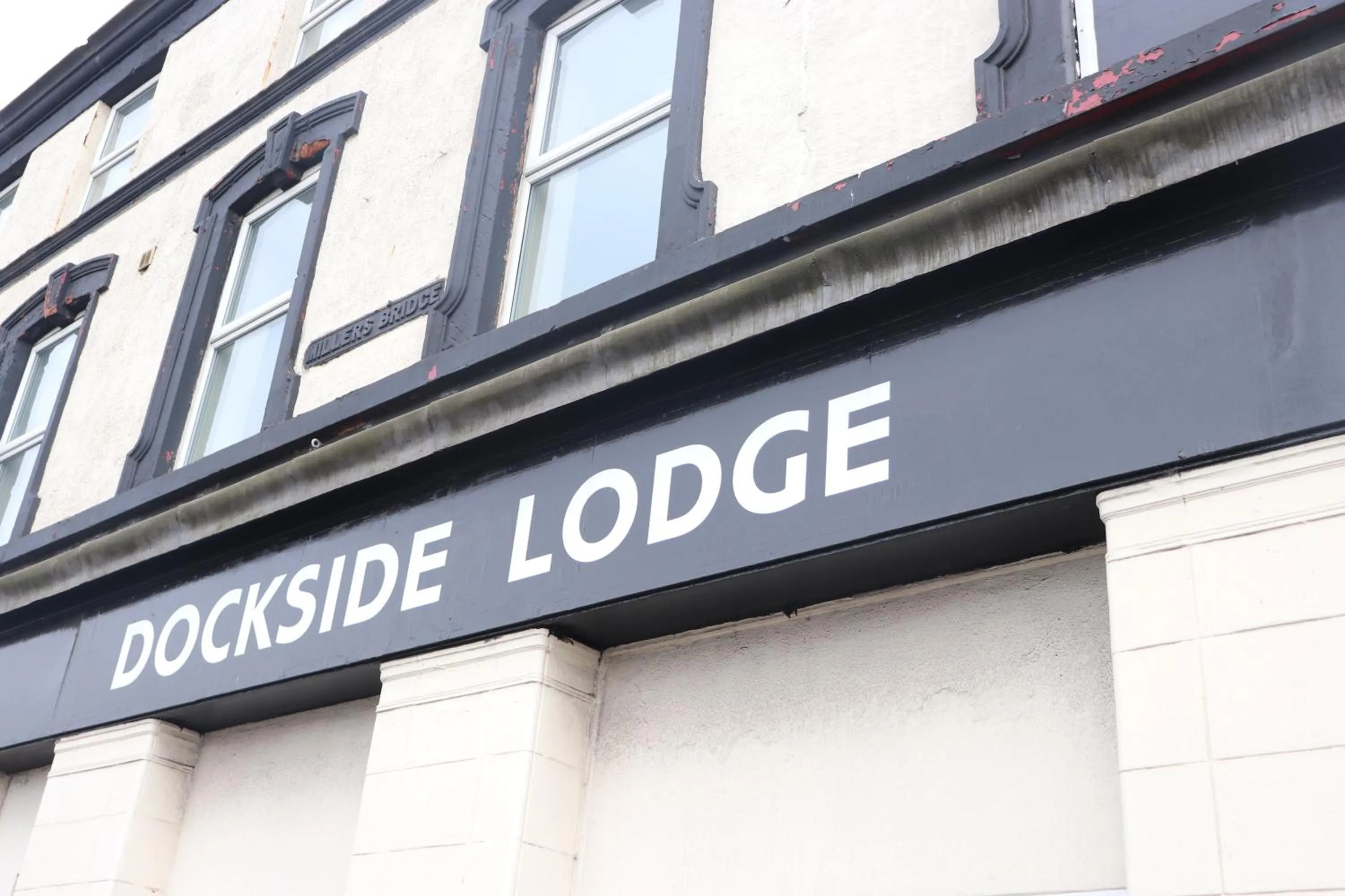 Dockside Lodge