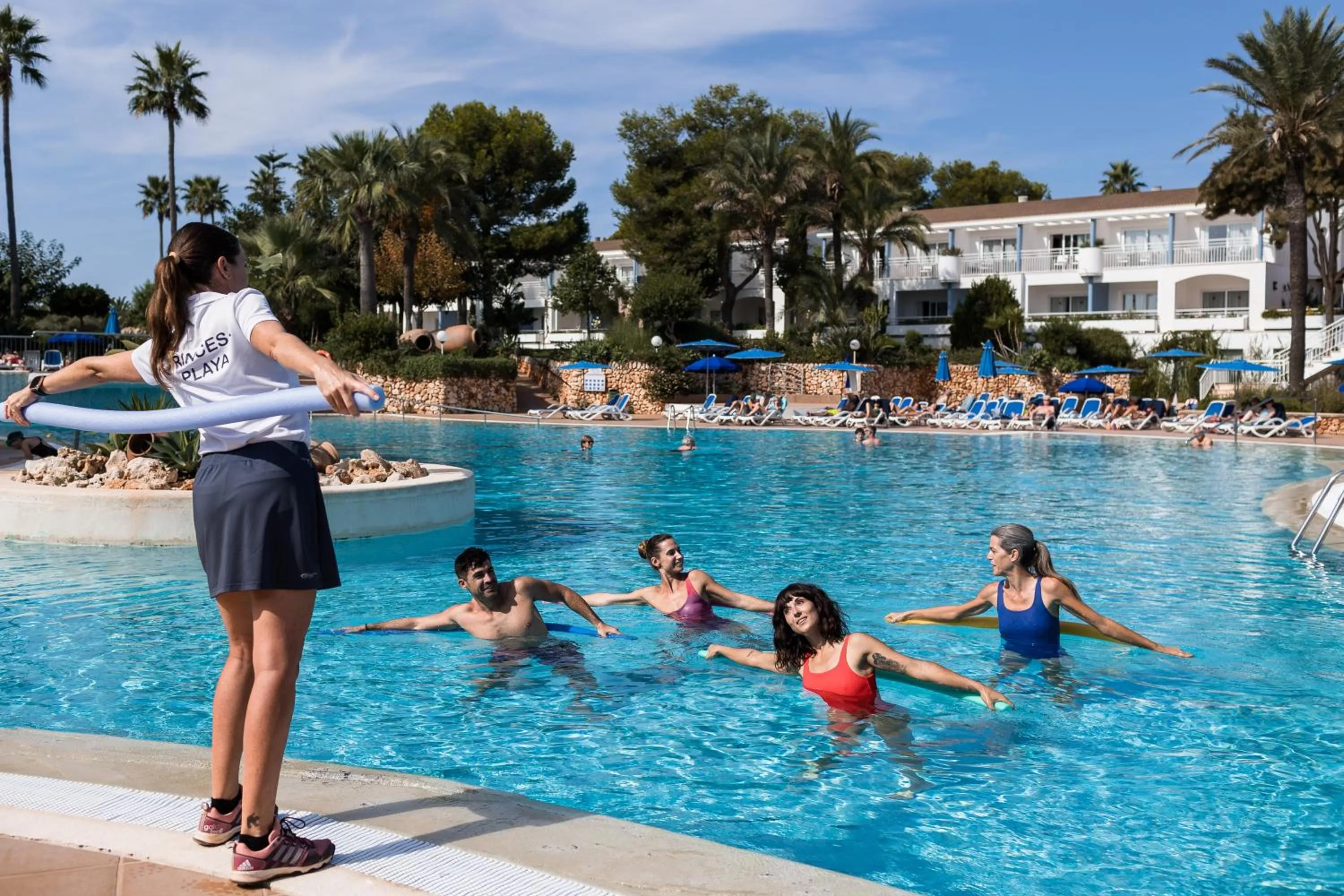 Swimming pool in Sagitario Princesa Playa