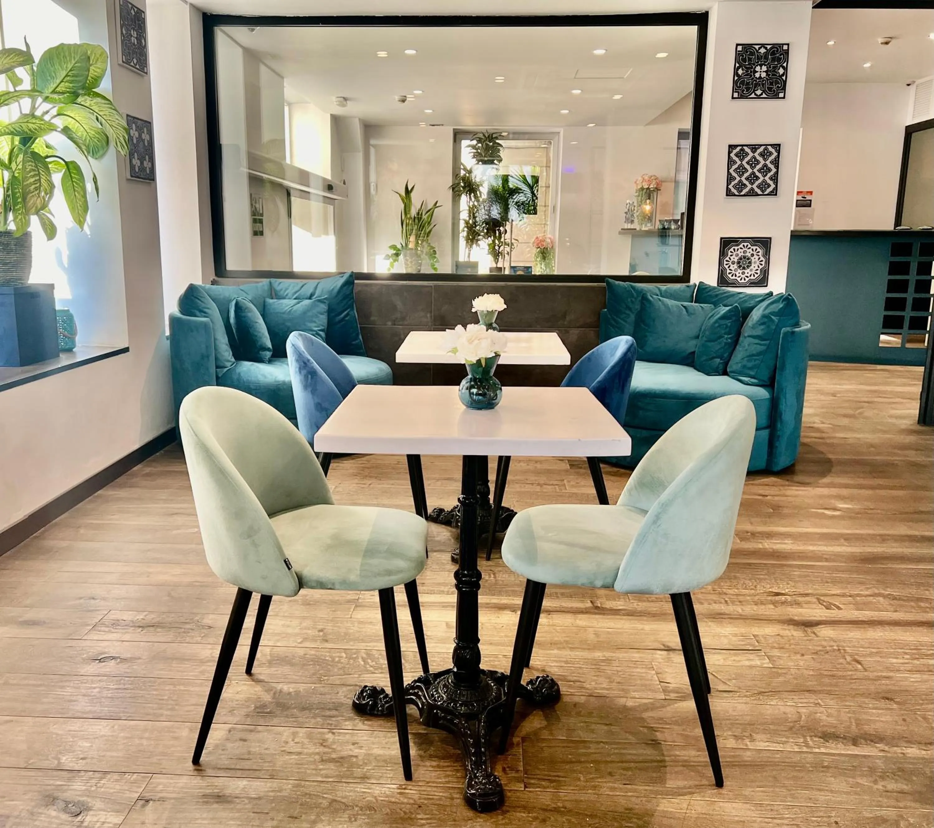 Lounge or bar in Hotel 54 Barceloneta