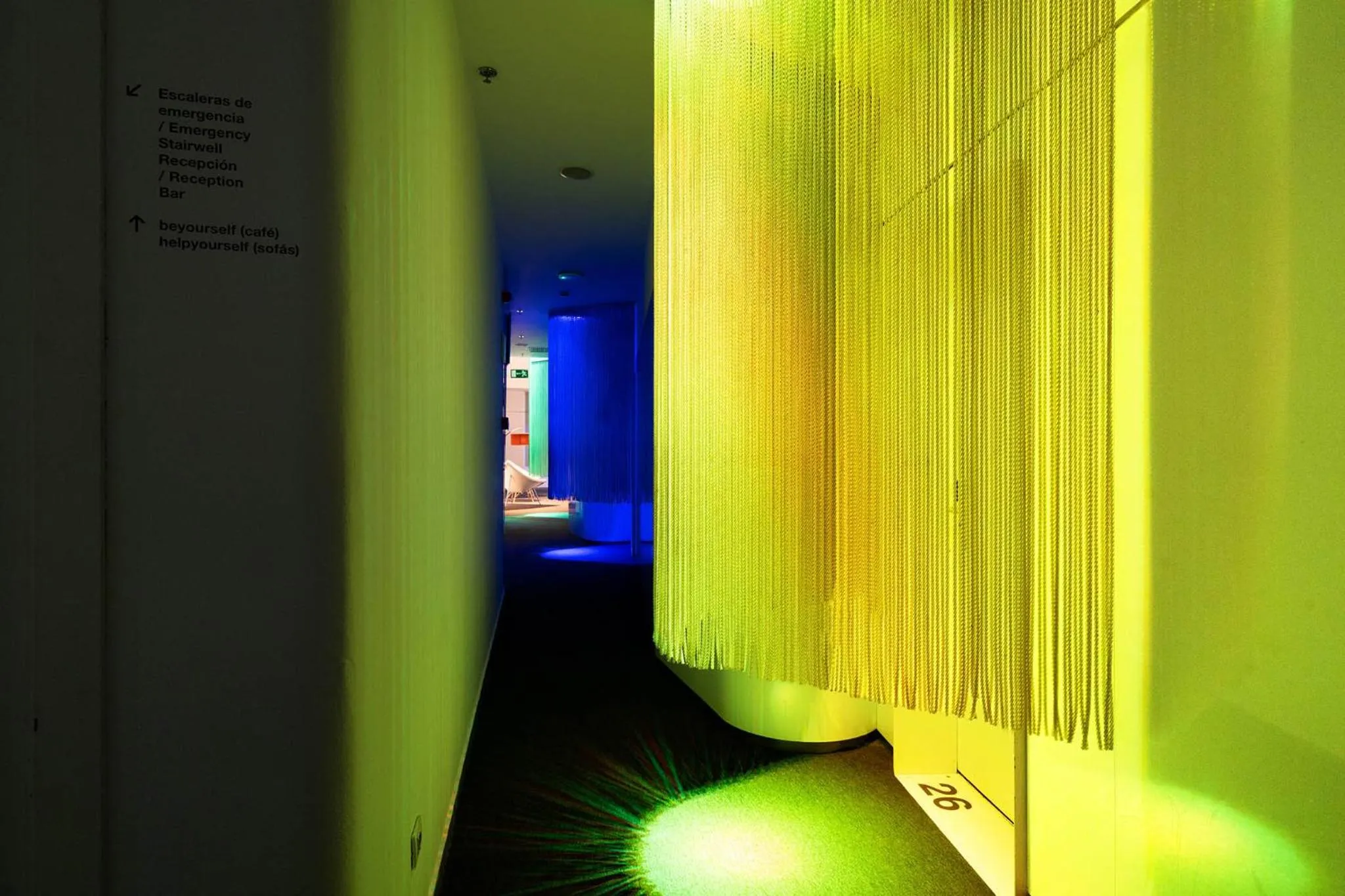 Property building in Chic & Basic Born Boutique Hotel