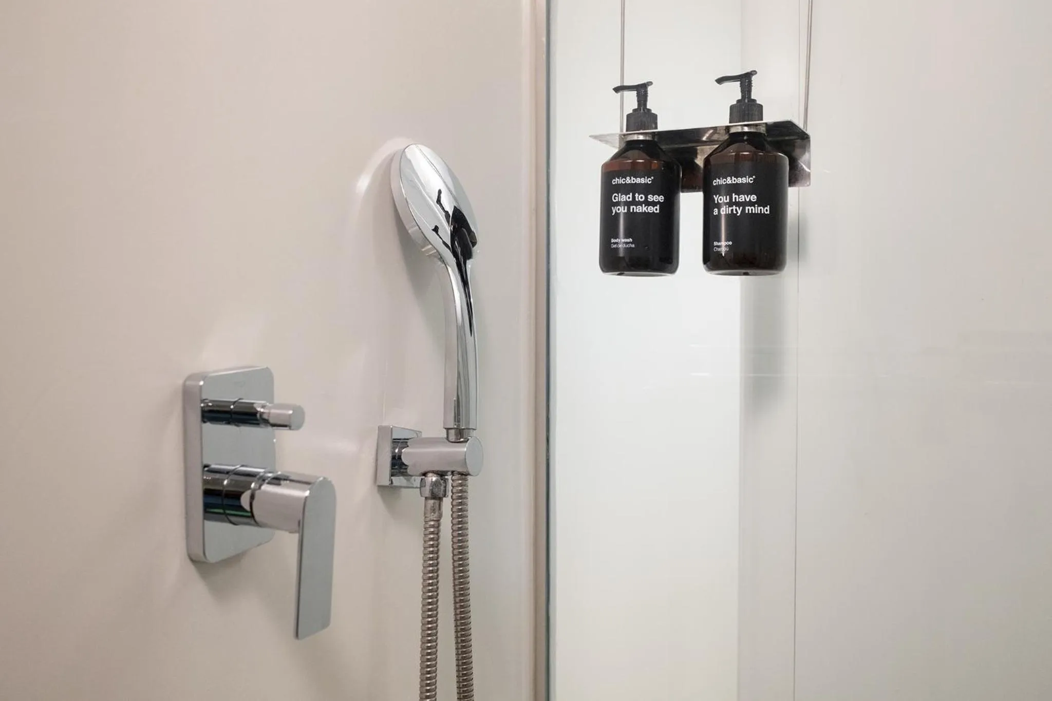 Shower in Chic & Basic Born Boutique Hotel