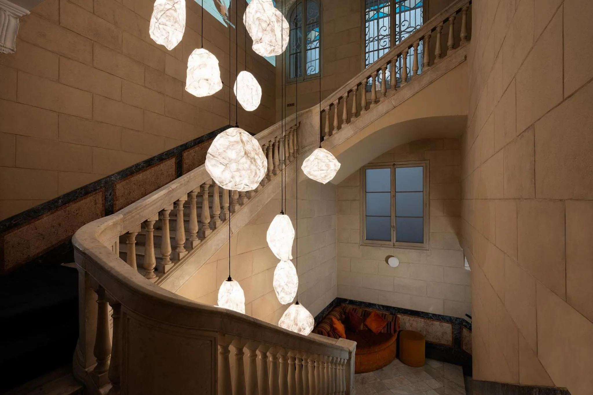 Property building in Chic & Basic Born Boutique Hotel