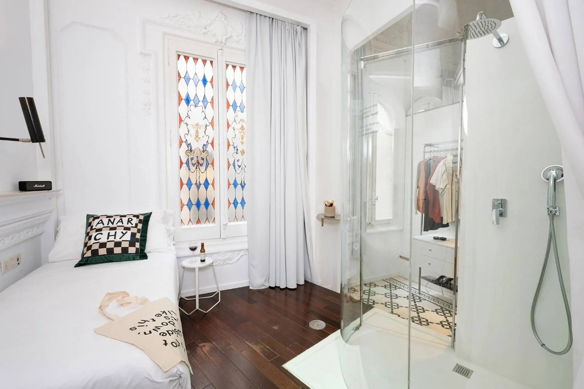 Photo of the whole room, Bed in Chic & Basic Born Boutique Hotel