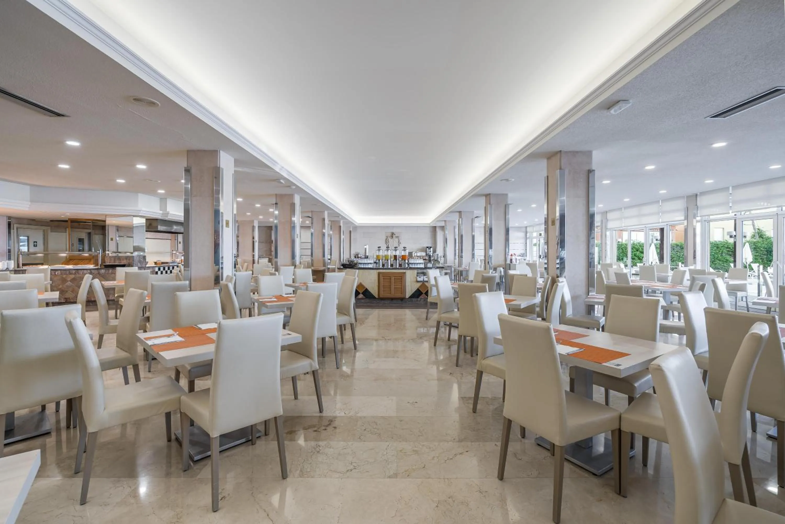 Restaurant/places to eat in THB El Cid - Adults Only