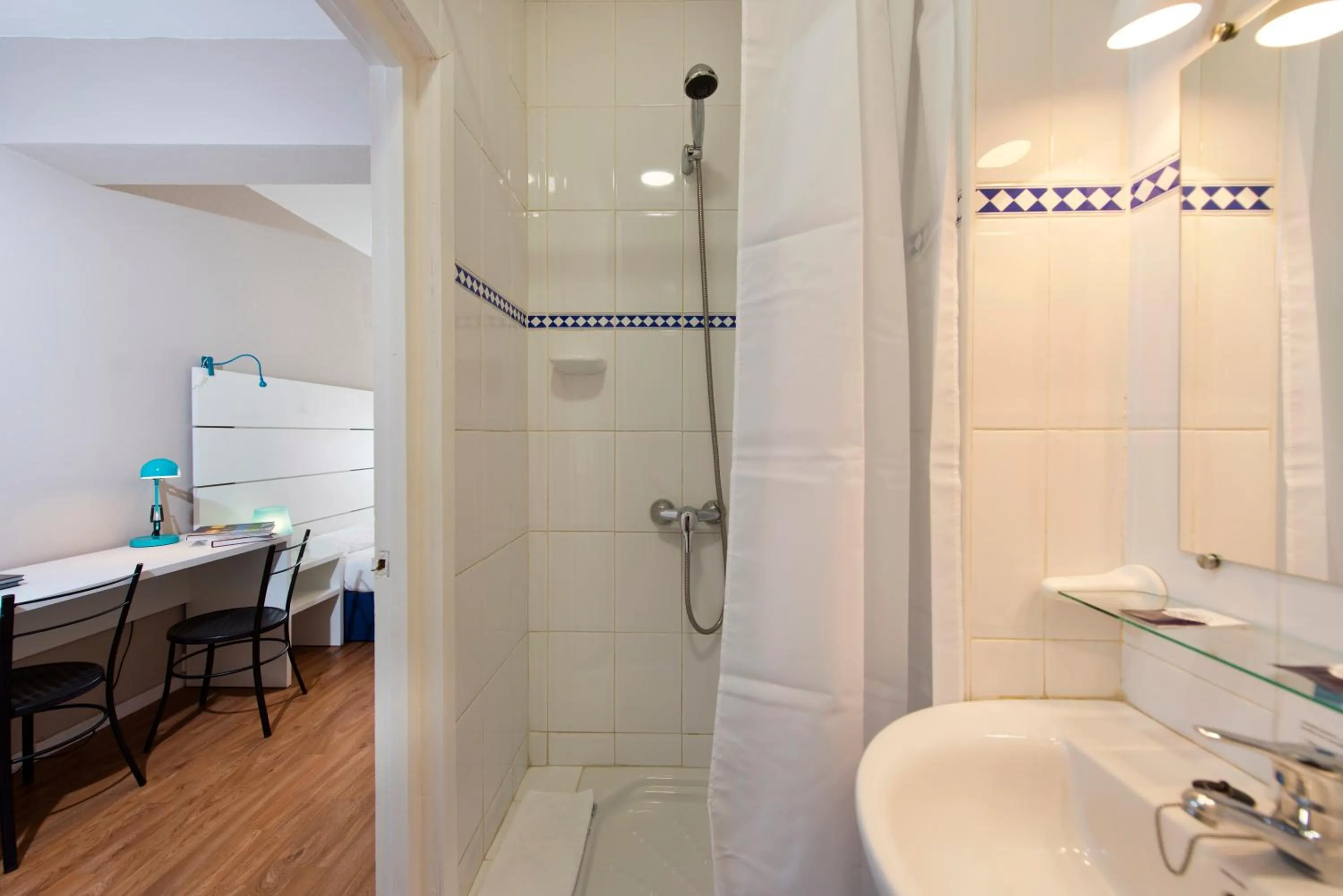 Bathroom in Estudios Aránzazu