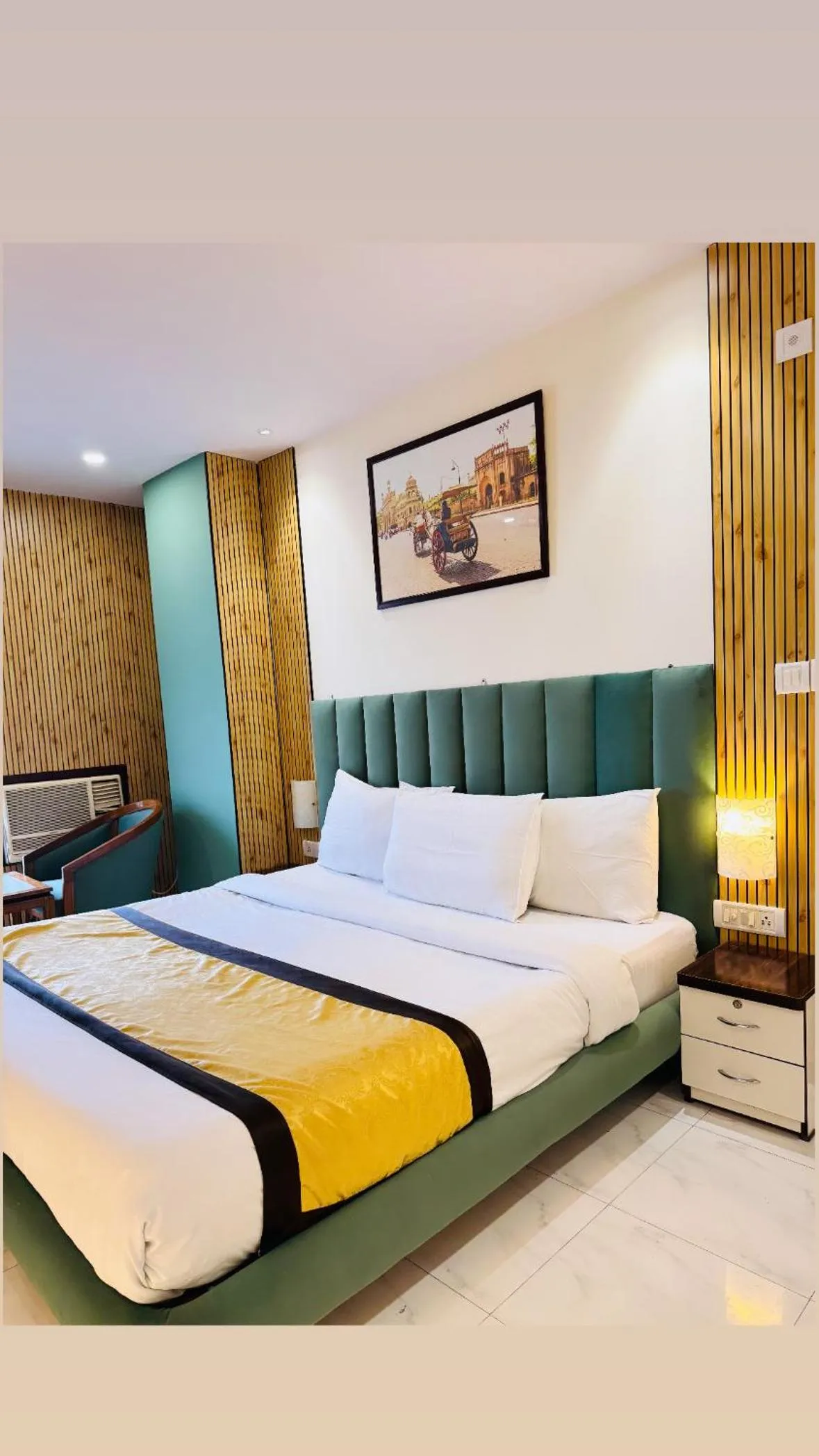 THE ROYAL PRESIDENCY INN