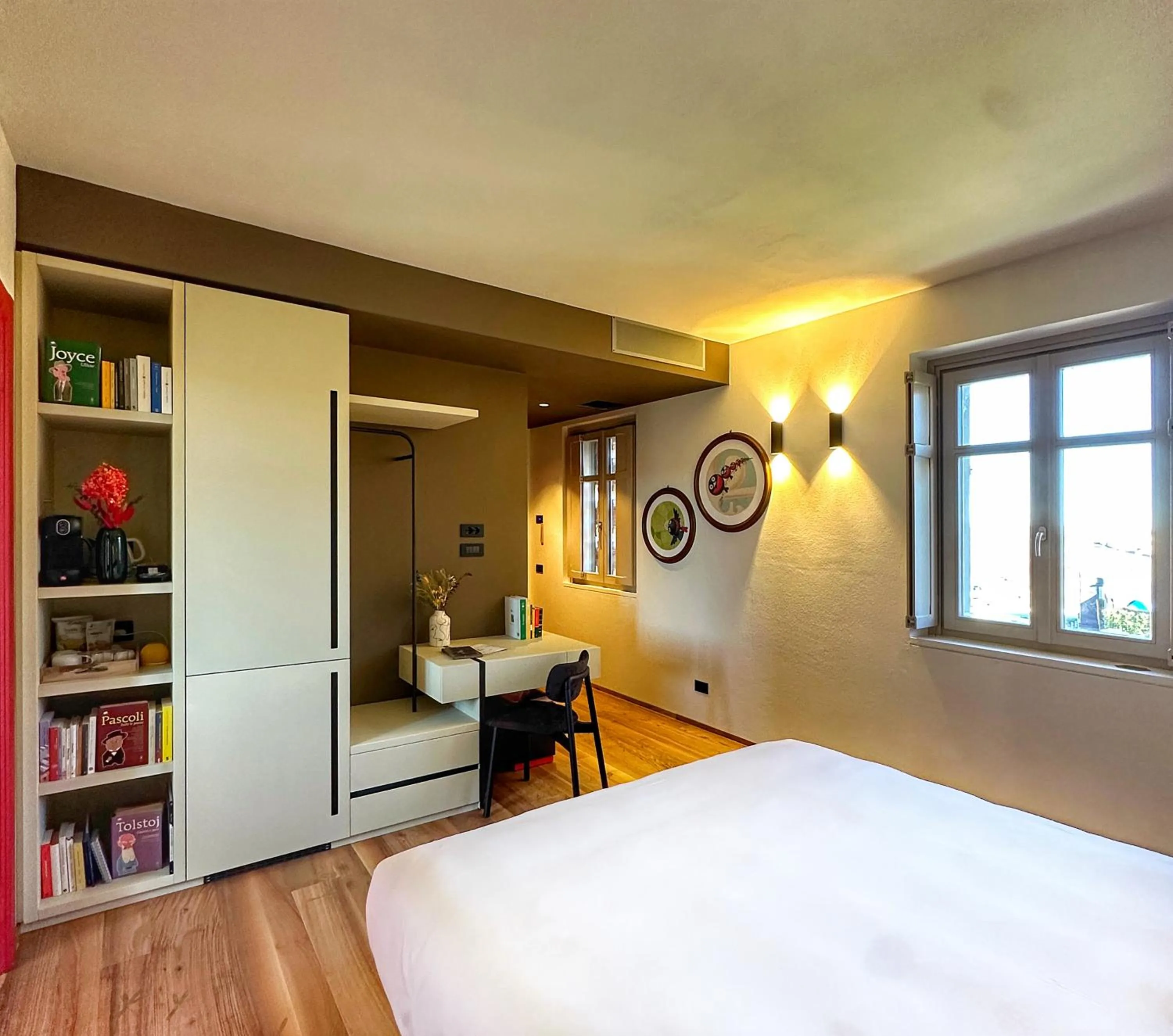 Photo of the whole room, Bed in Le Marne Relais - Small Luxury Hotels of the World