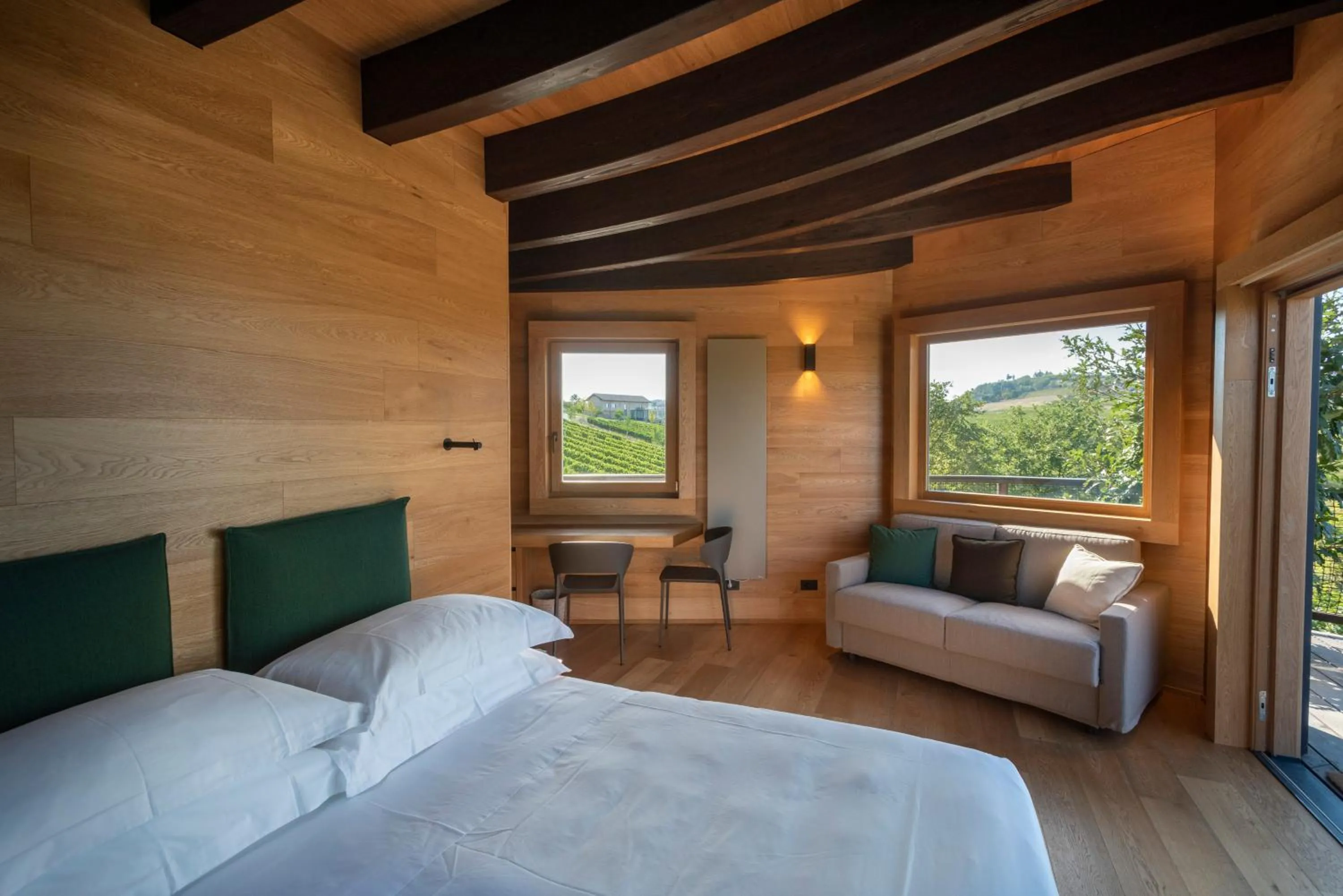 Photo of the whole room, Bed in Le Marne Relais - Small Luxury Hotels of the World