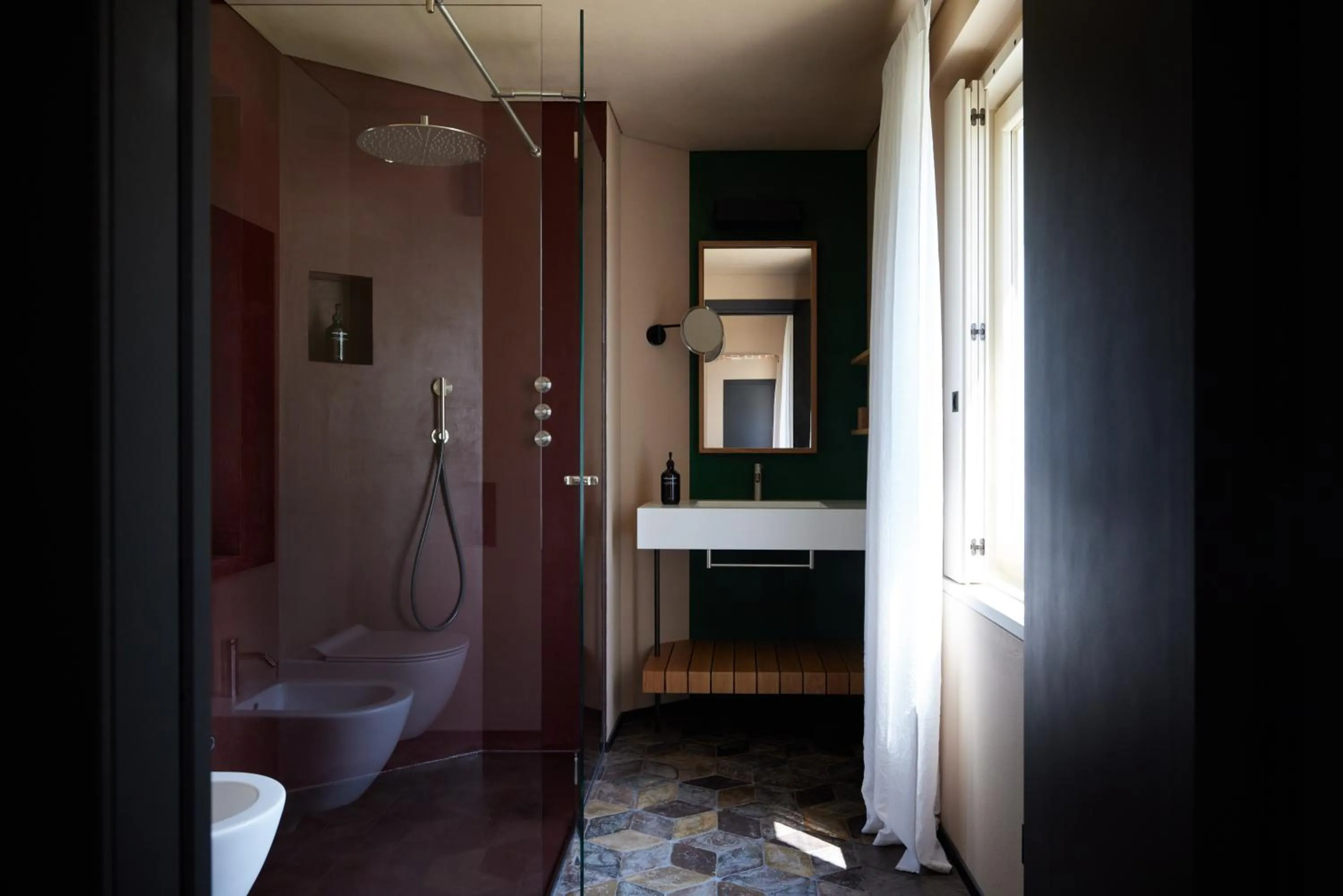 Shower in Le Marne Relais - Small Luxury Hotels of the World