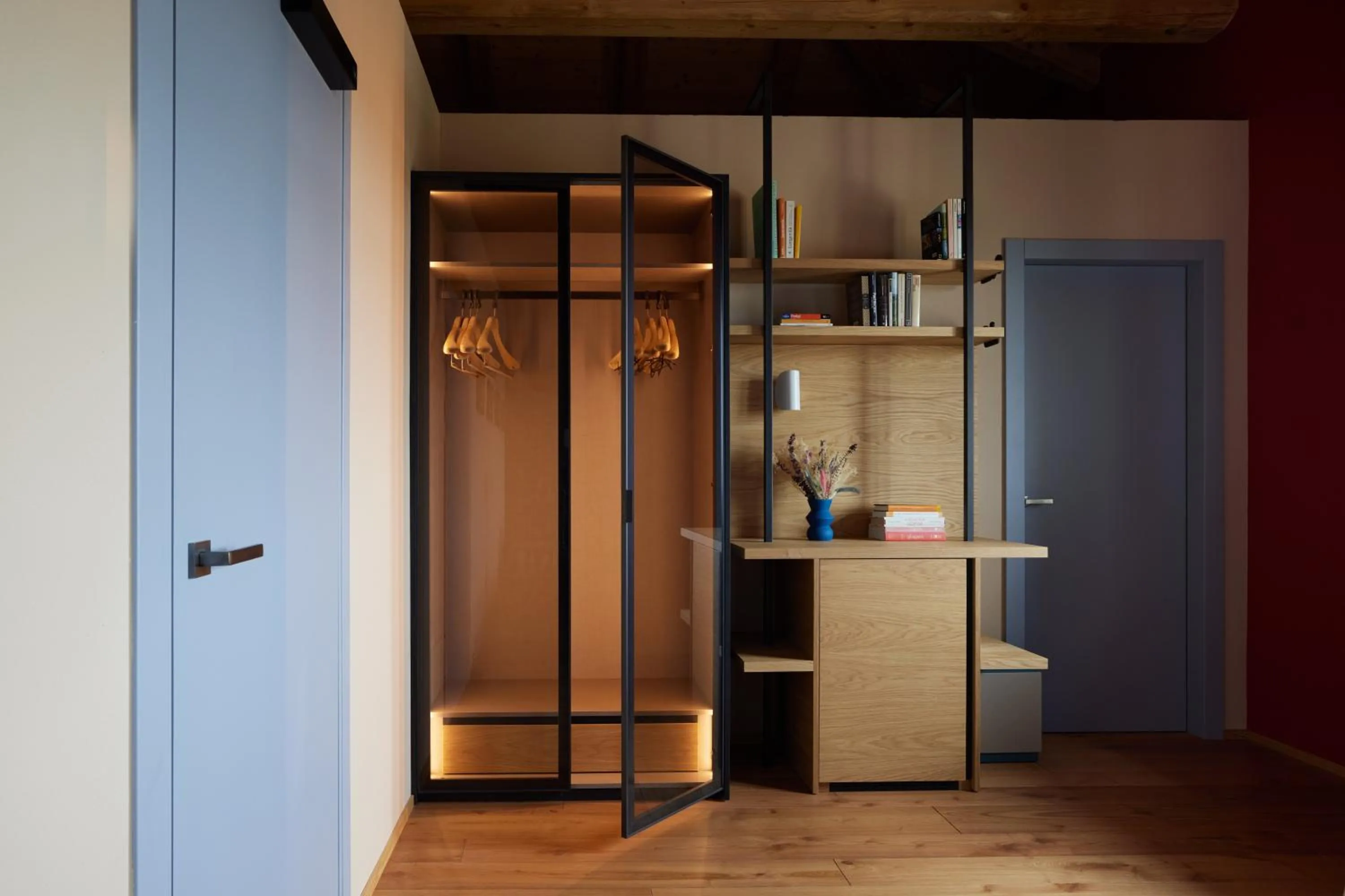 wardrobe in Le Marne Relais - Small Luxury Hotels of the World