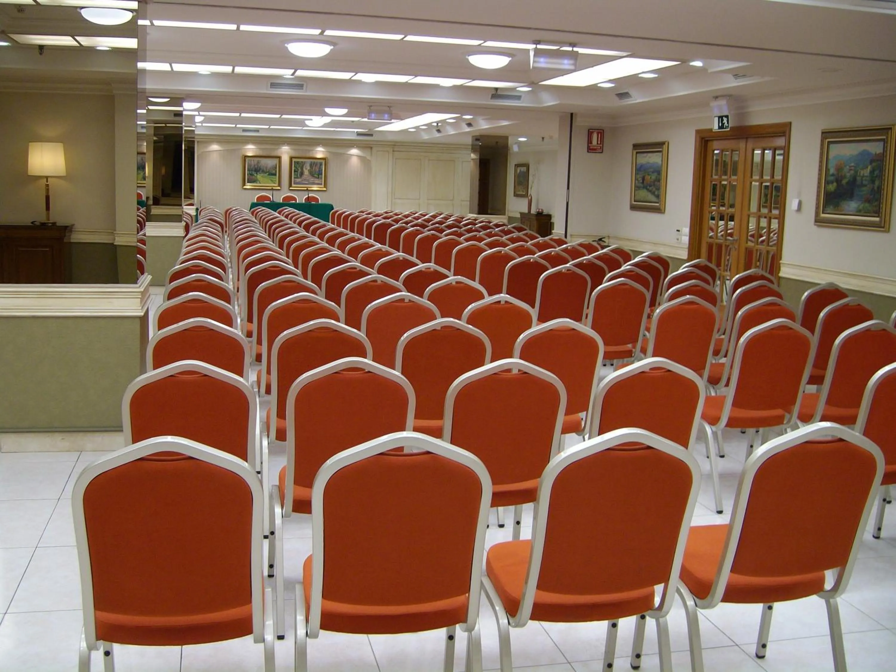 Business facilities in Hotel Blanca de Navarra